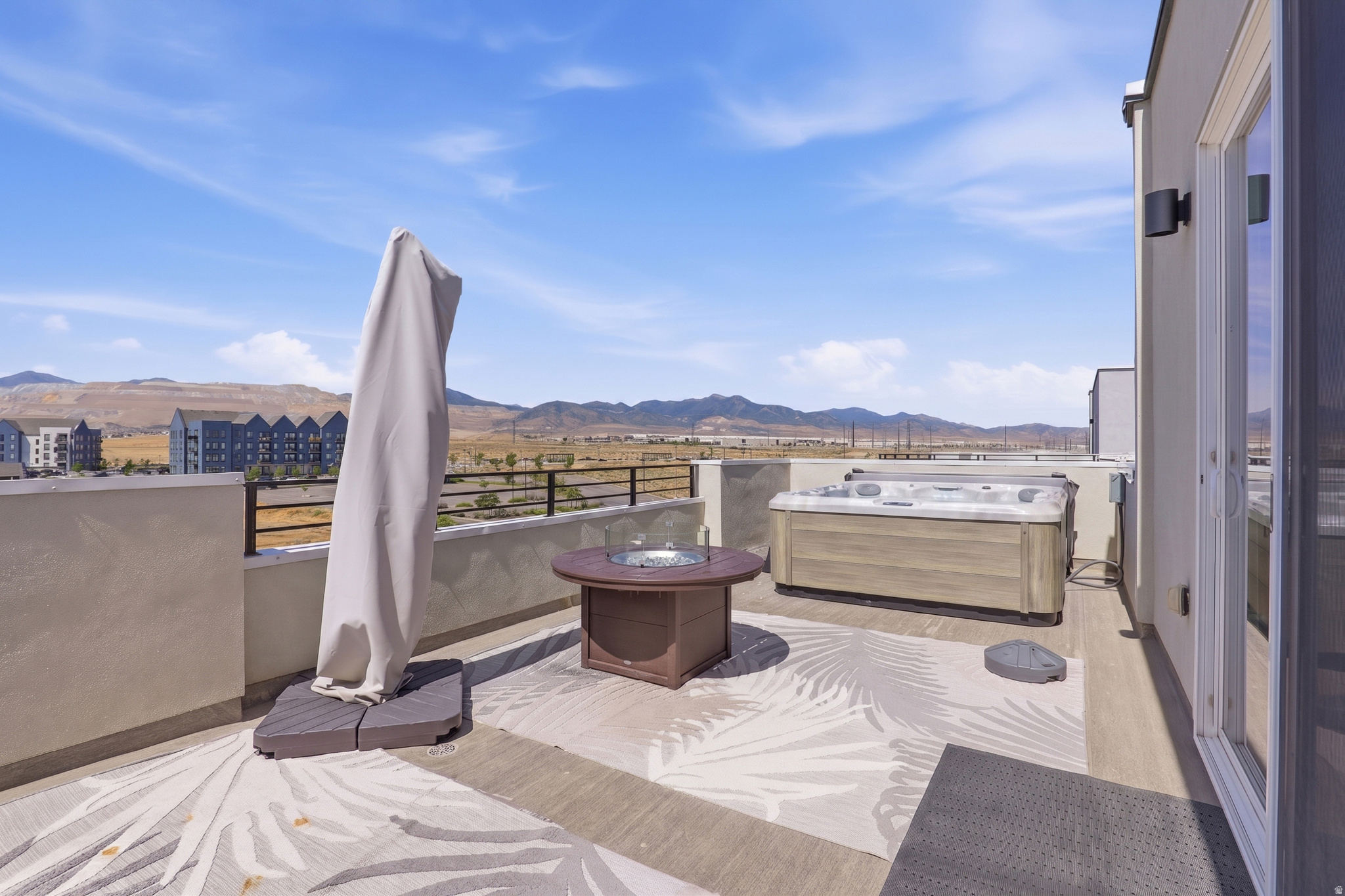main property photo 47