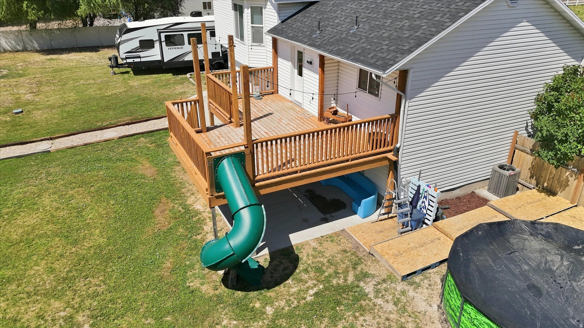 main property photo 46