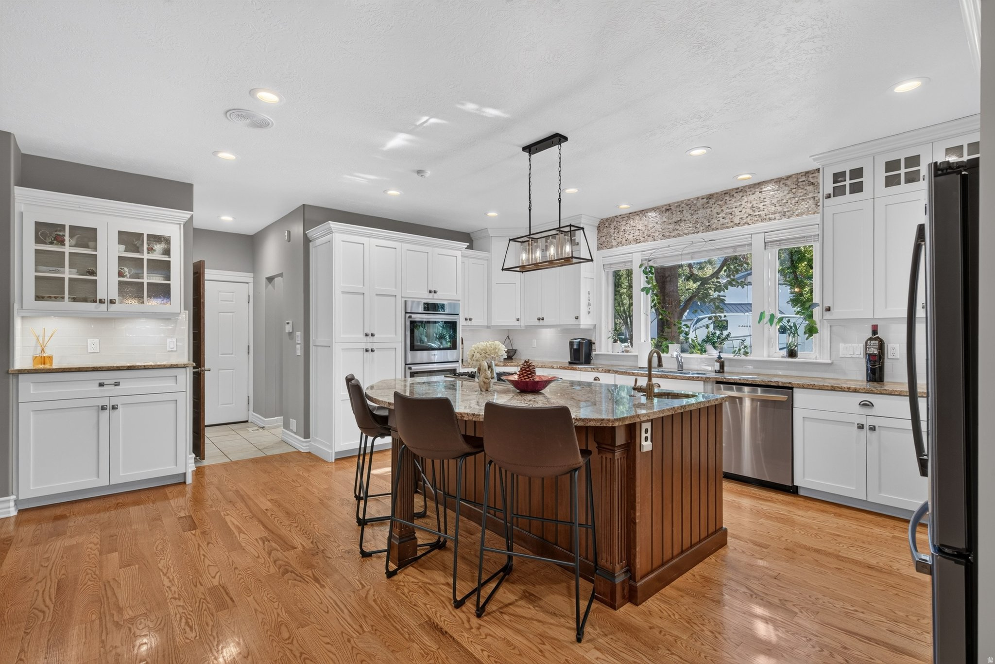main property photo 94