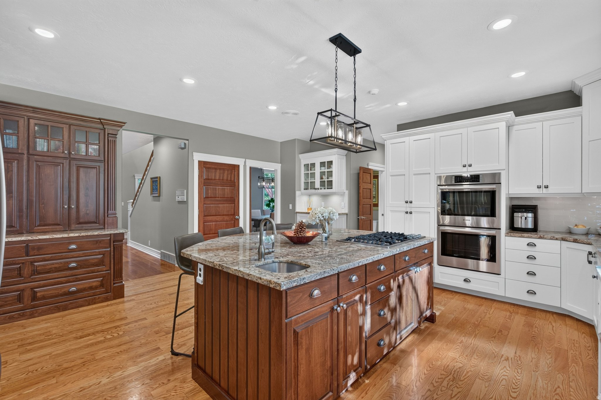 main property photo 99