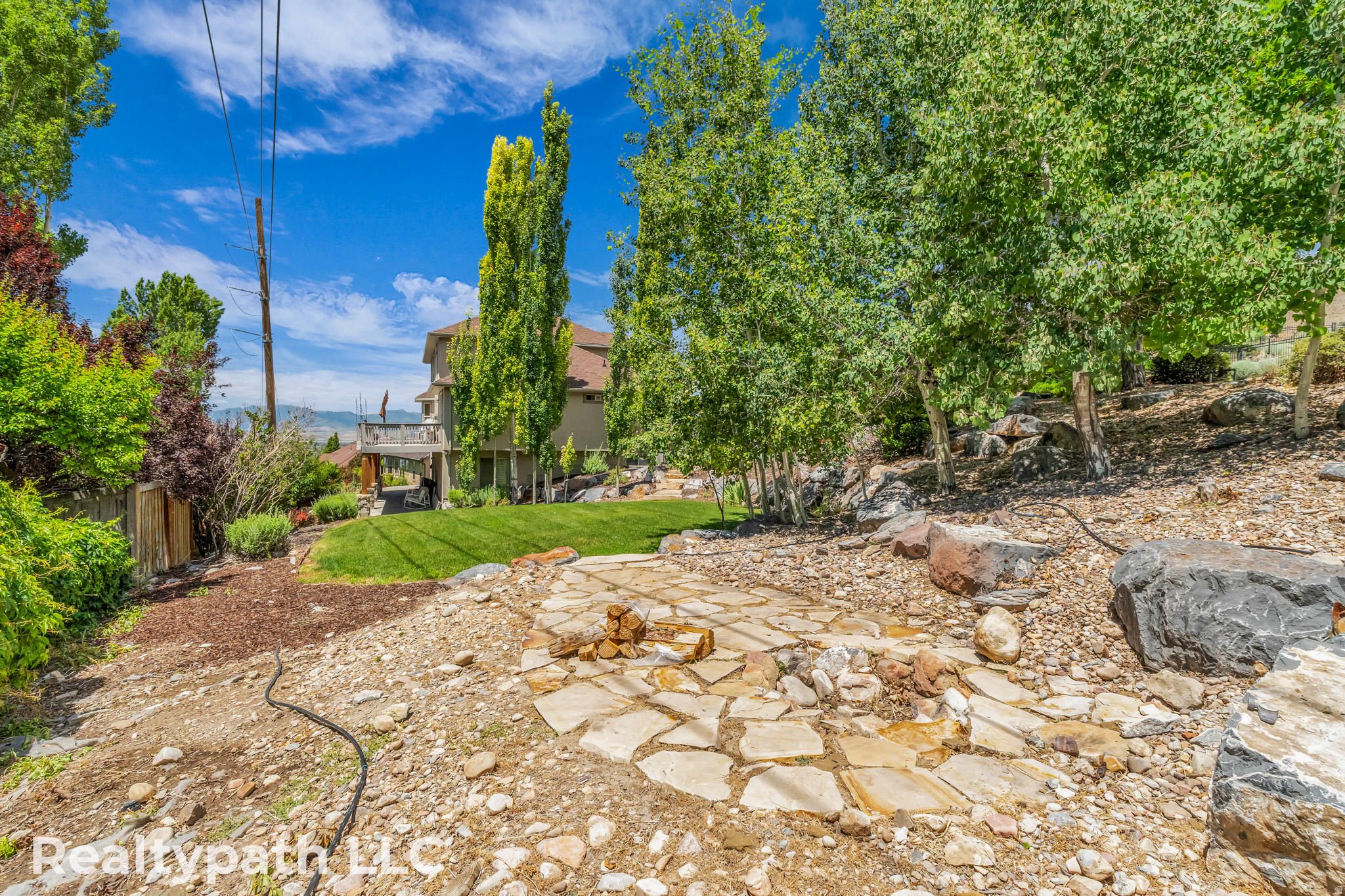 main property photo 10