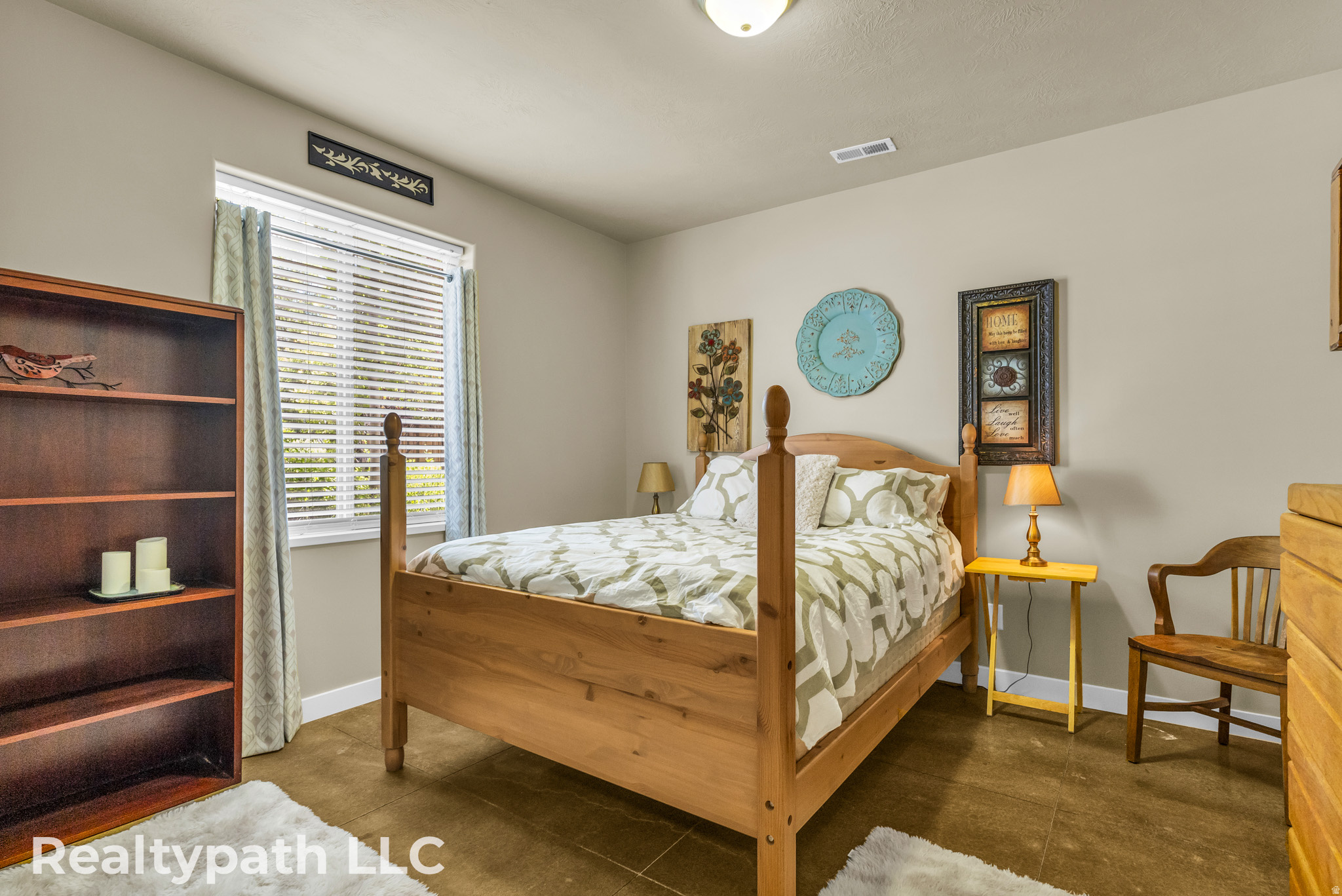 main property photo 59