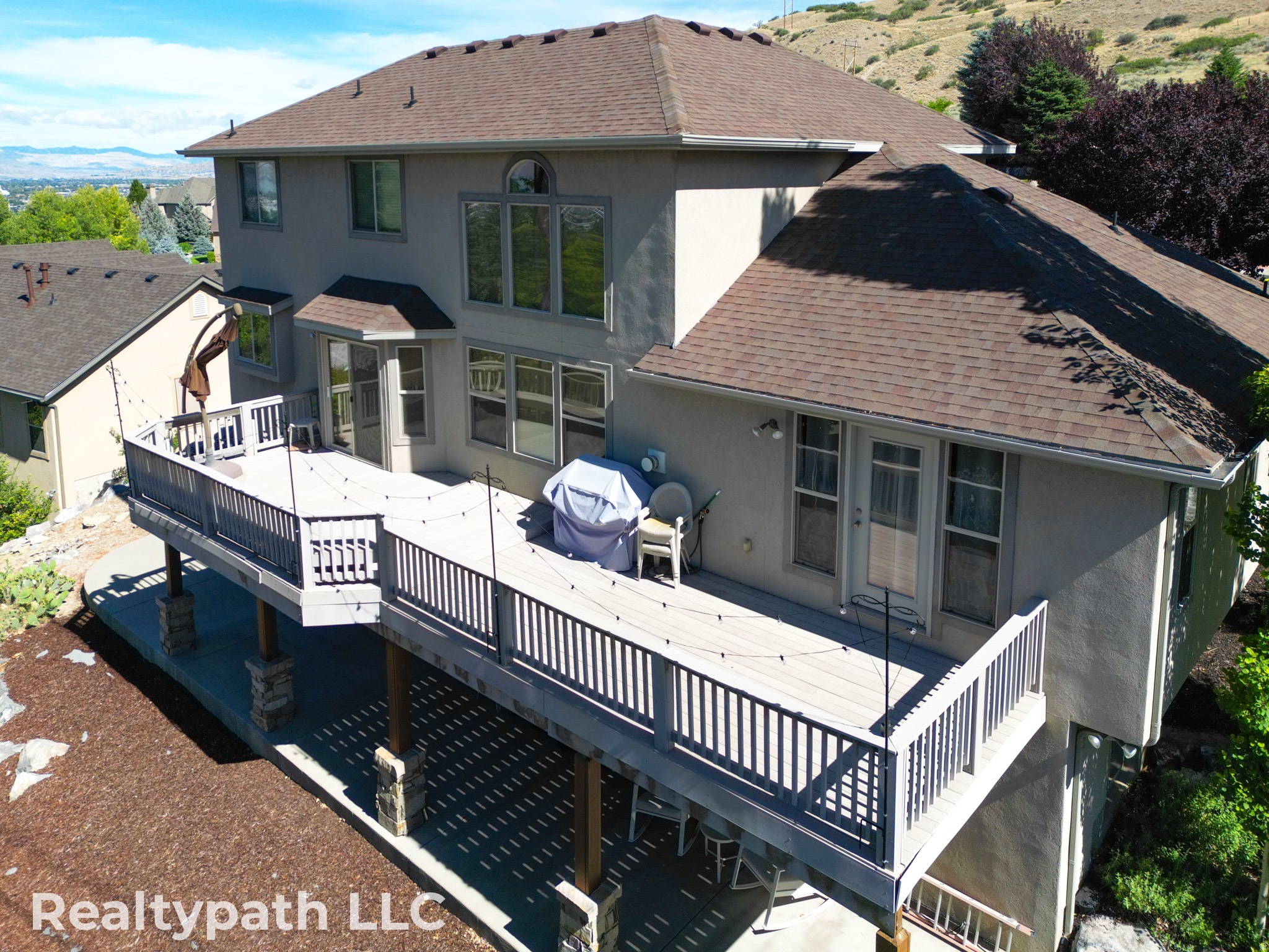 main property photo 65