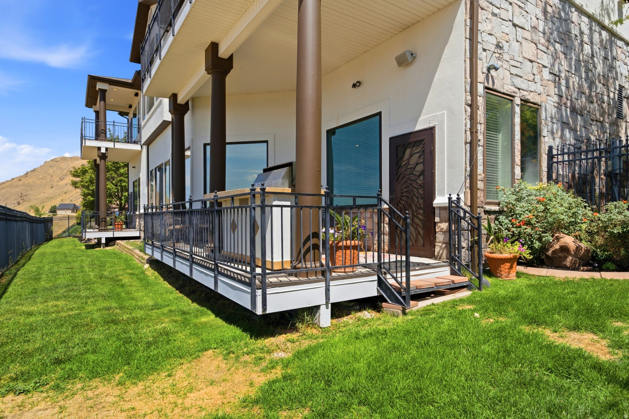 main property photo 51