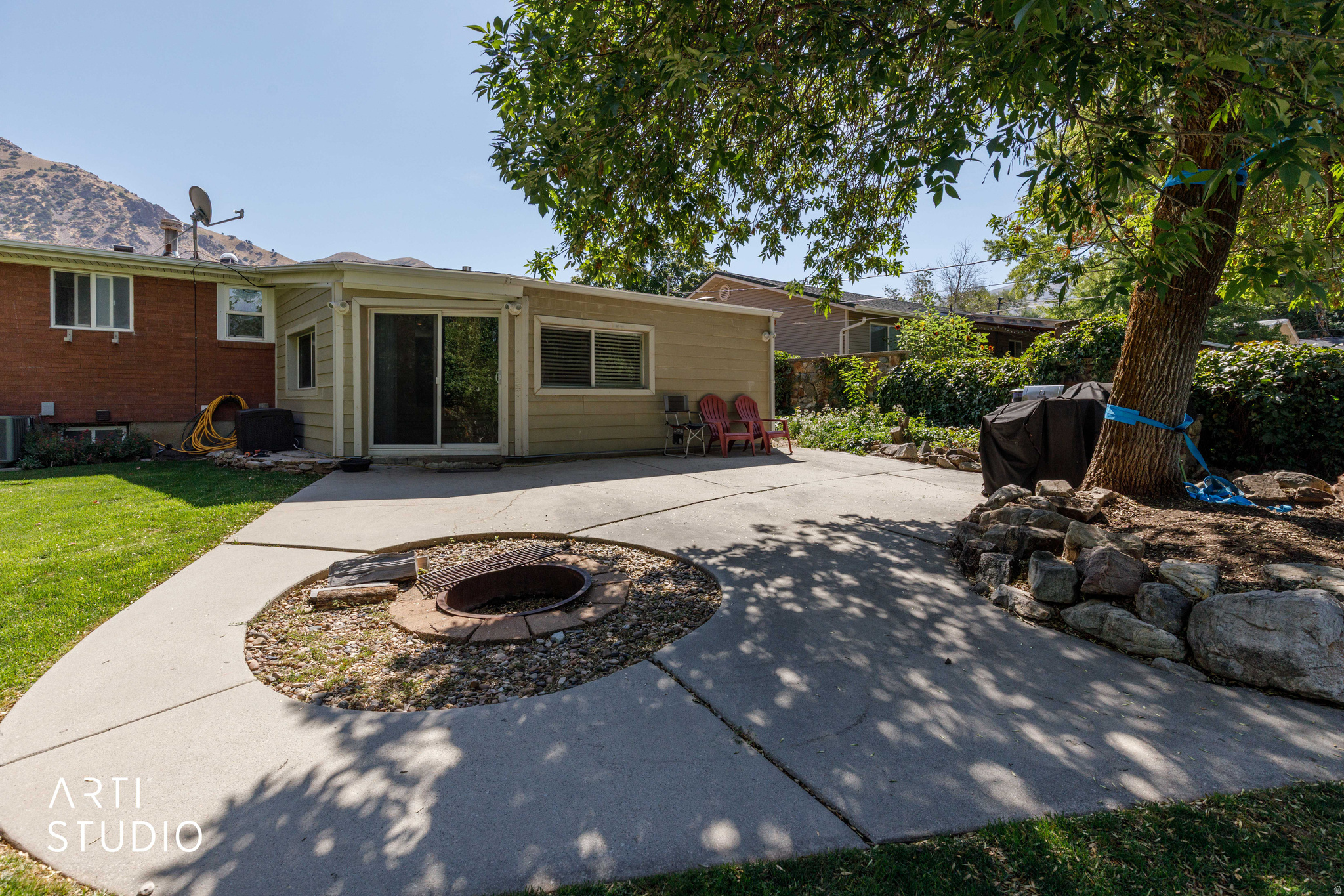 main property photo 32