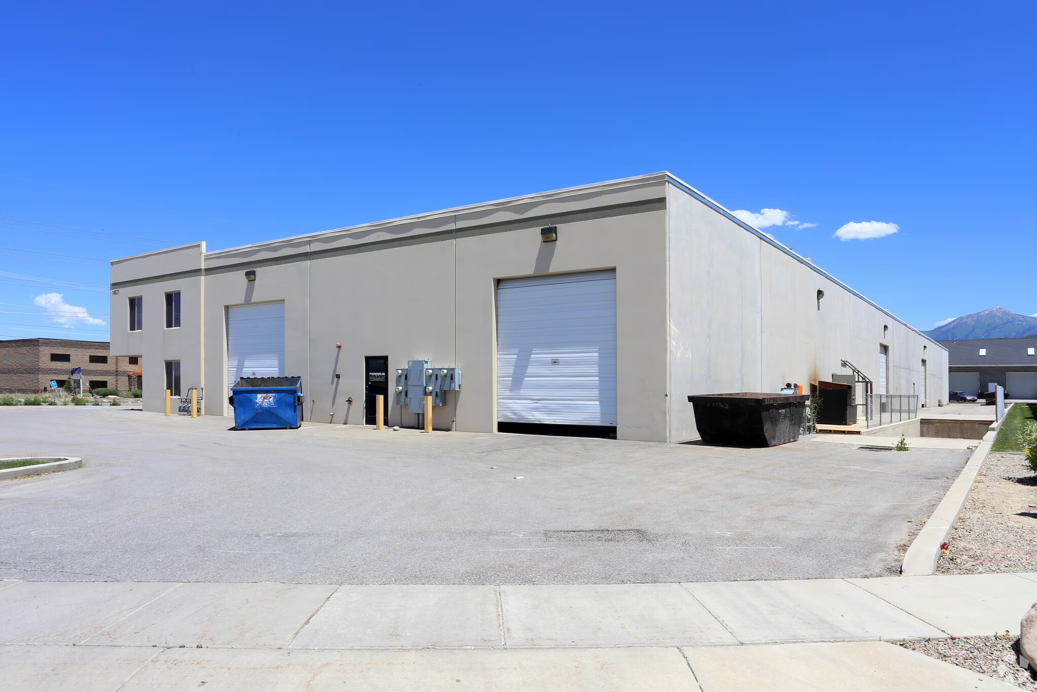 main property photo 21
