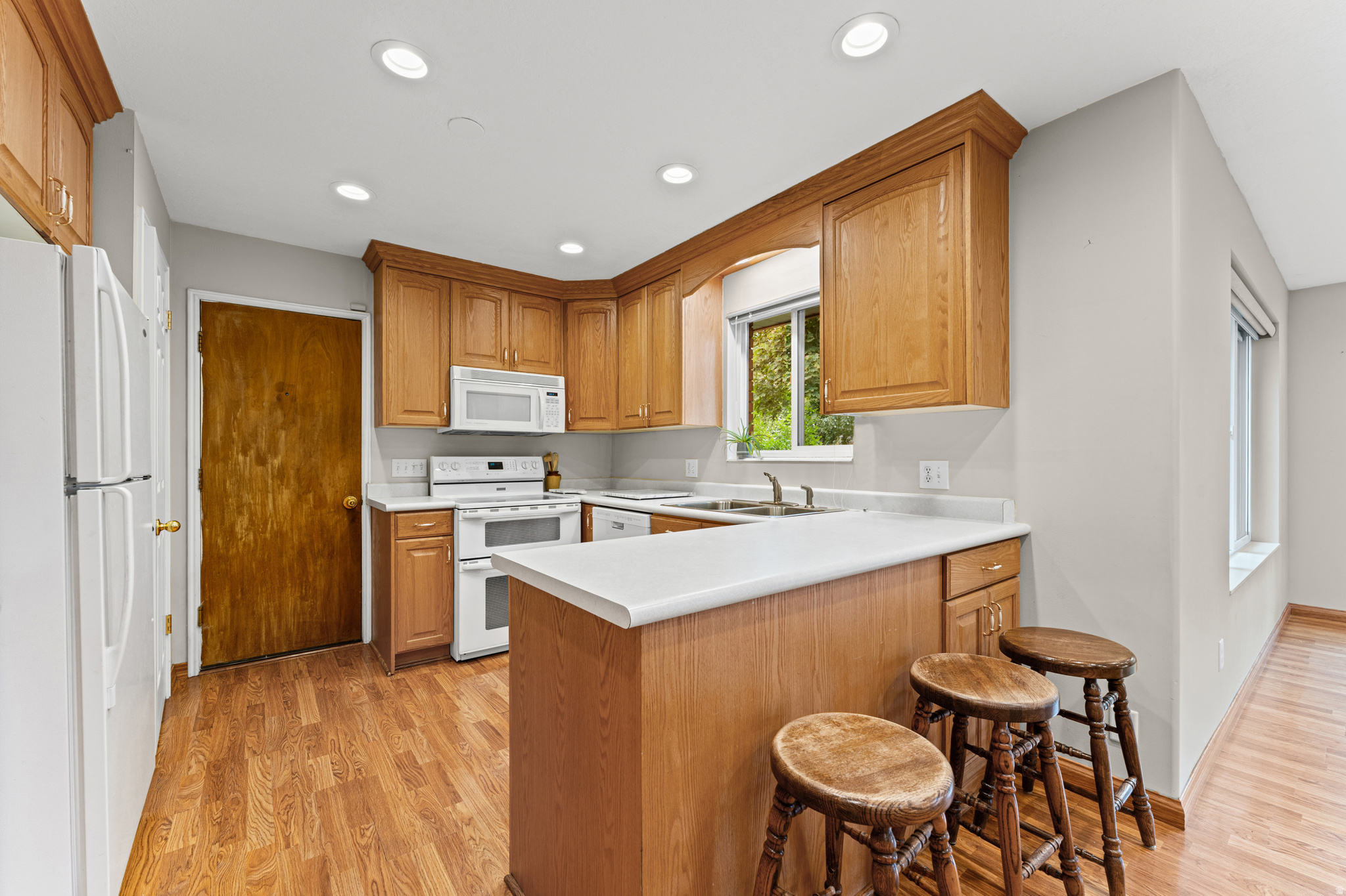 main property photo 21