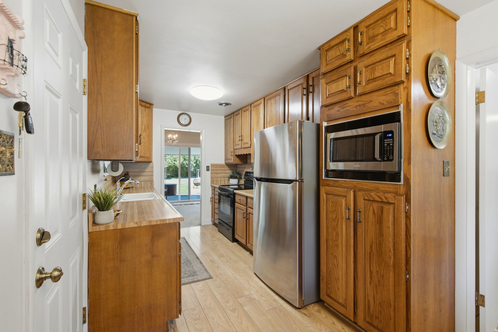 main property photo 17