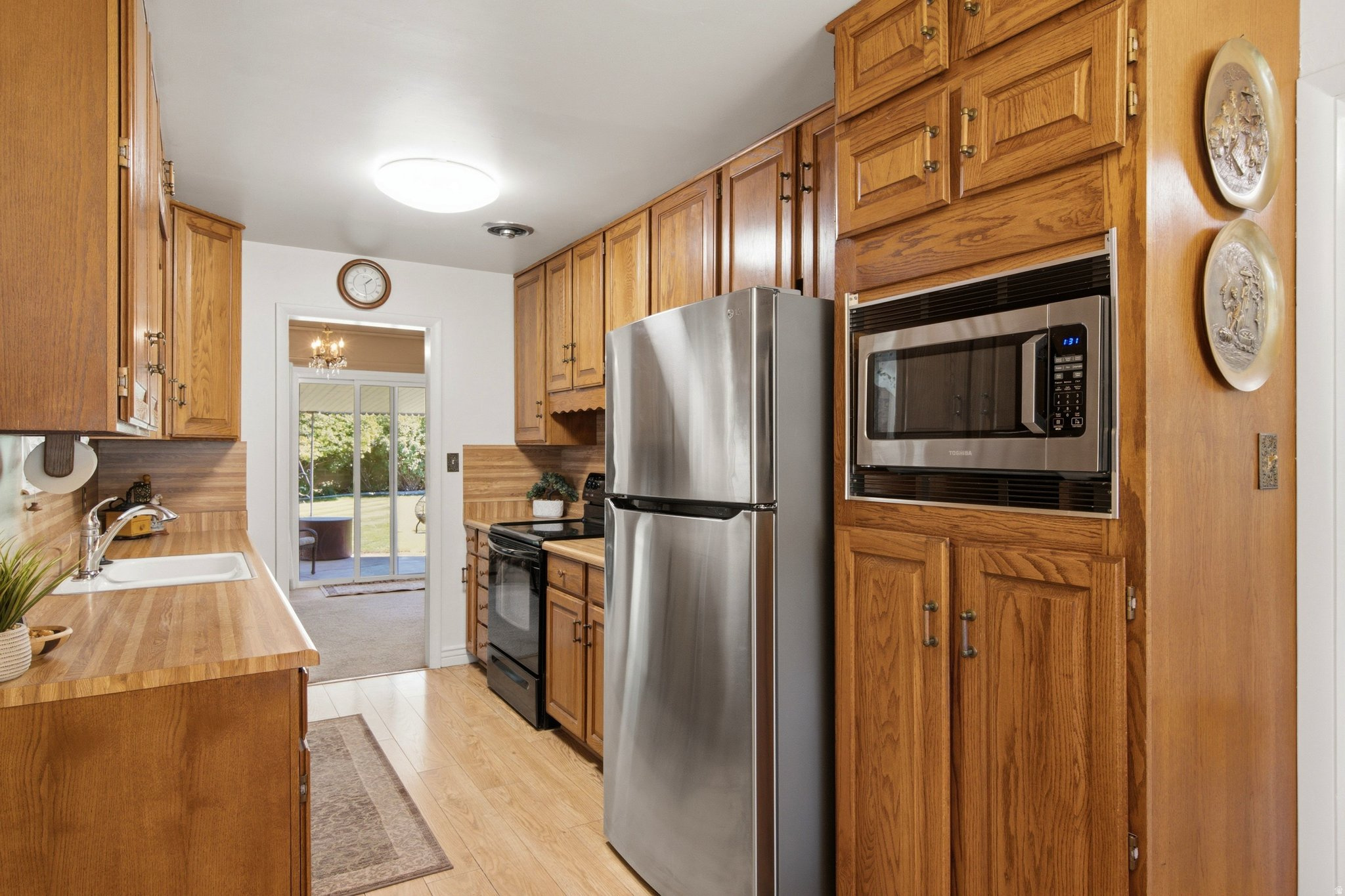 main property photo 19