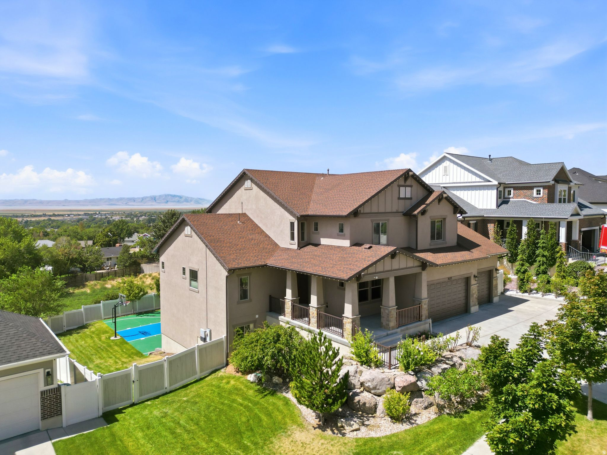 main property photo 70