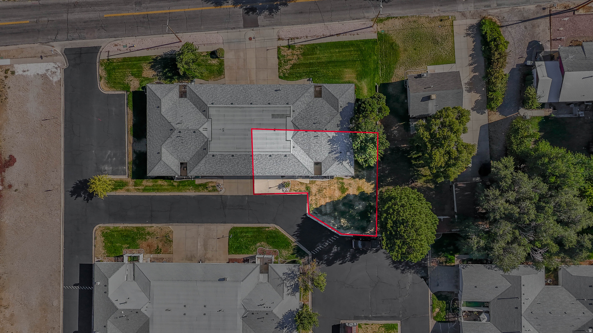 main property photo 21
