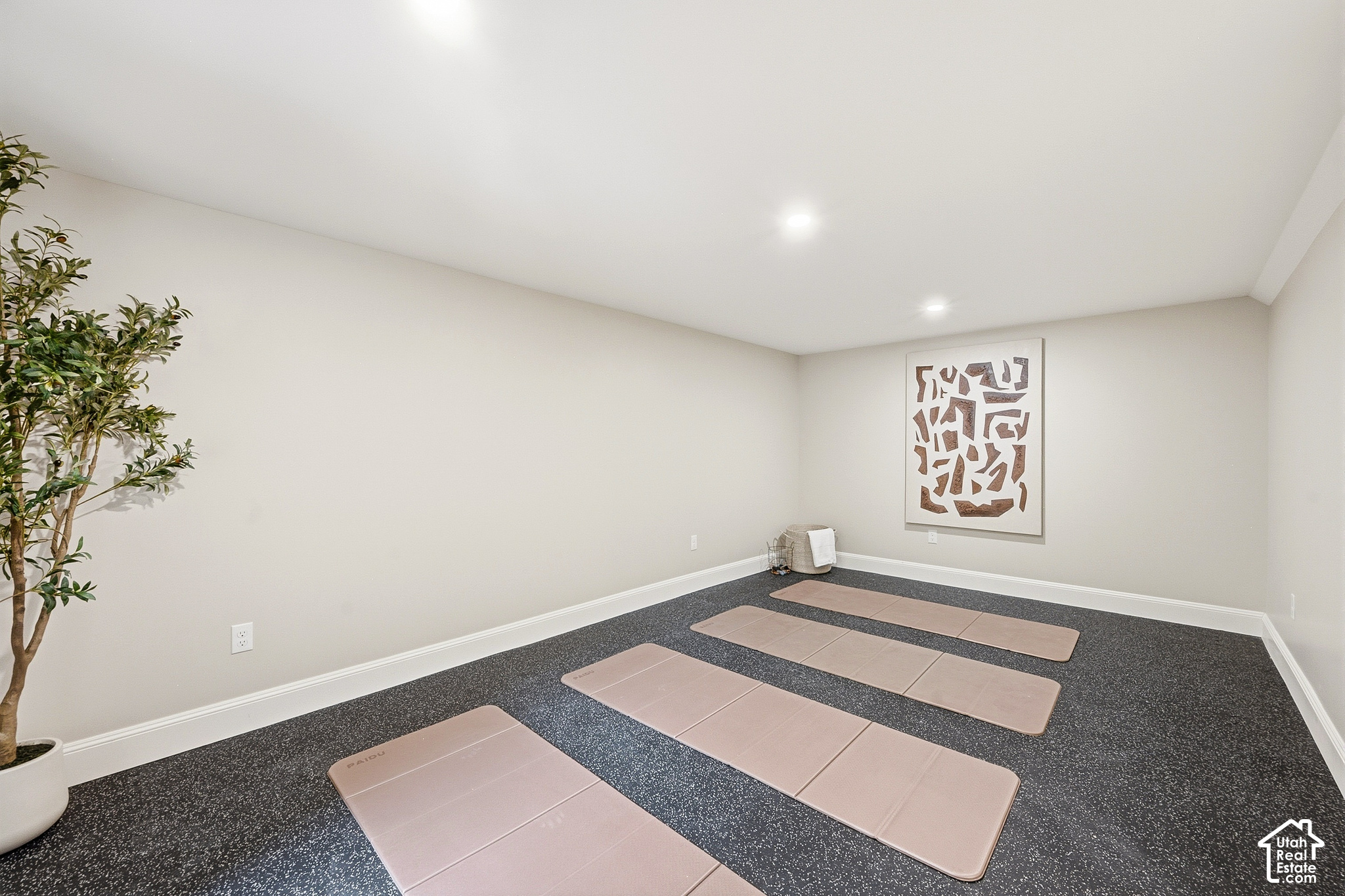 main property photo 73