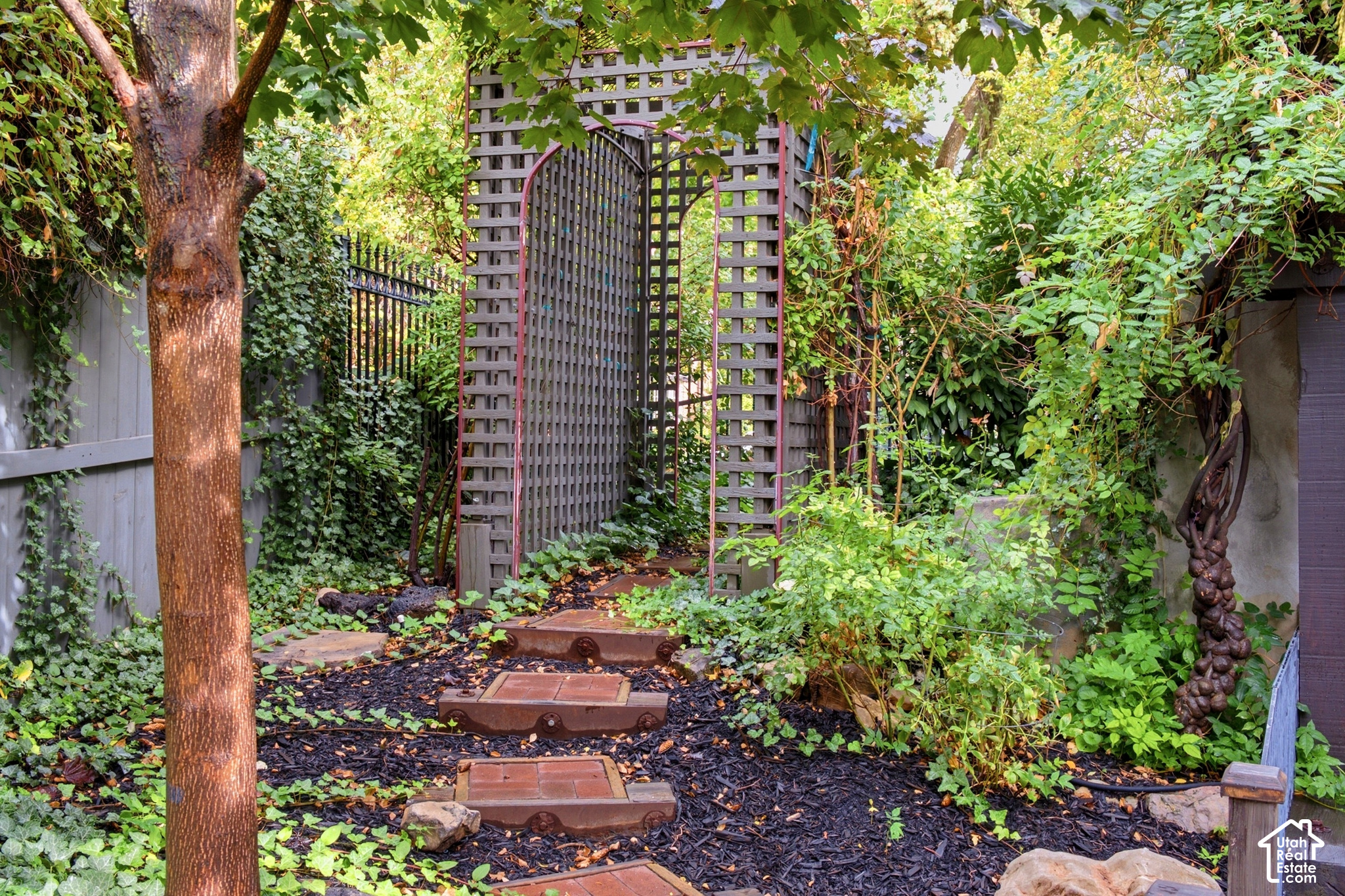 main property photo 84