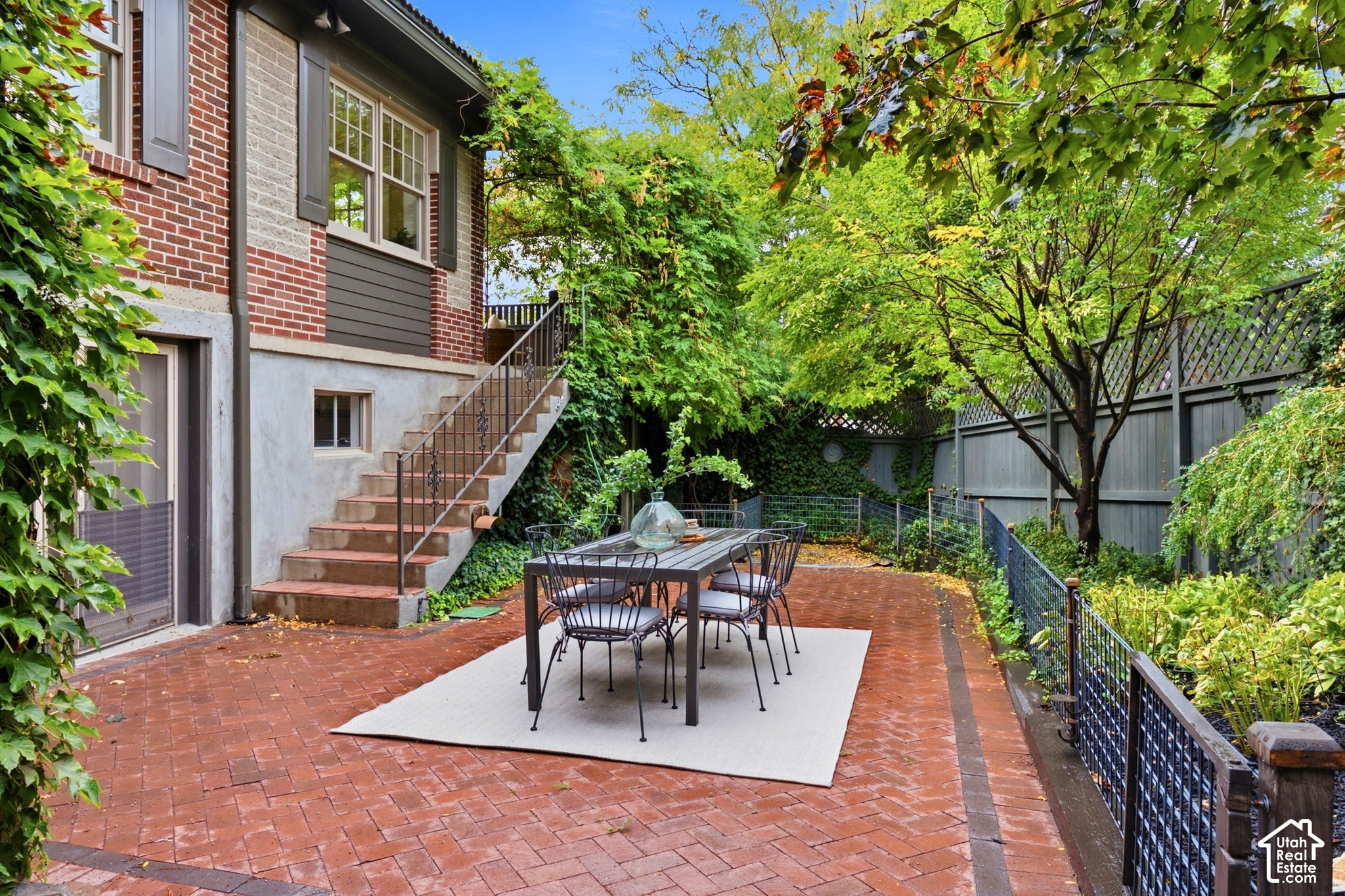 main property photo 85