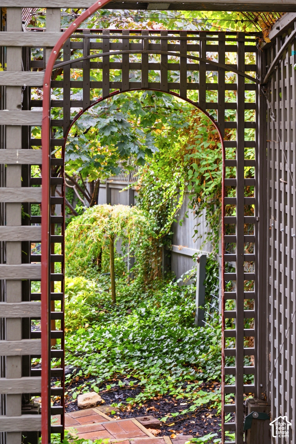main property photo 89