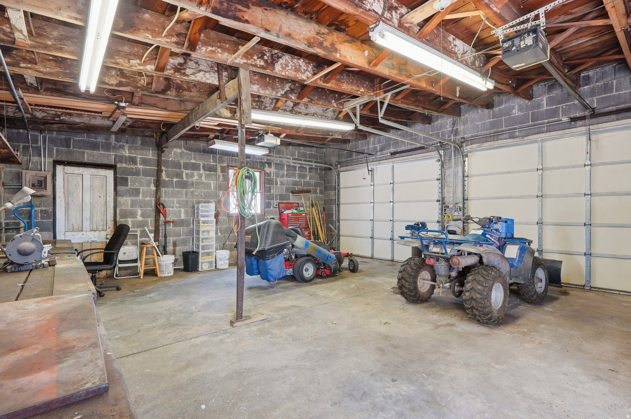 main property photo 38