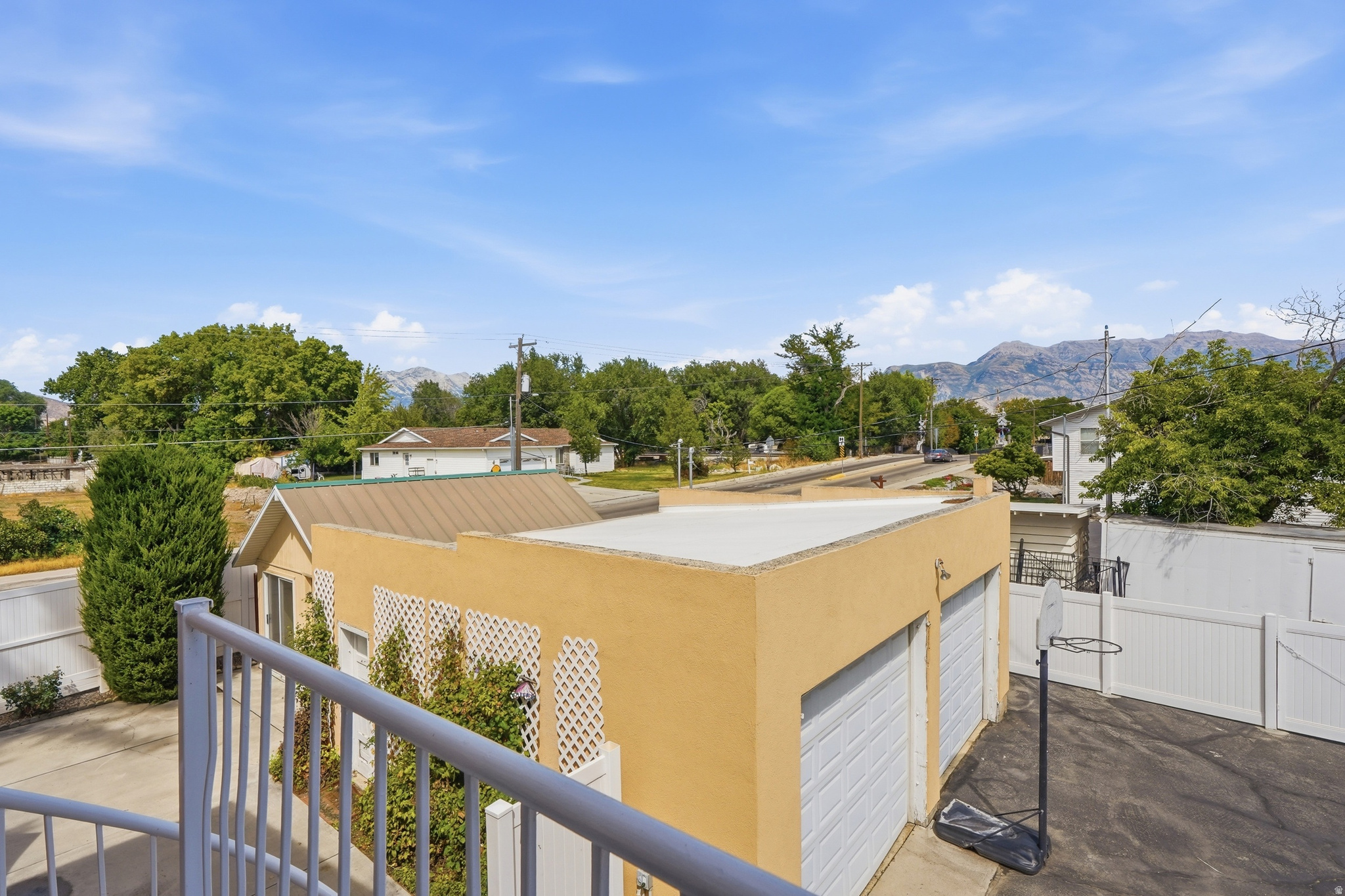 main property photo 39