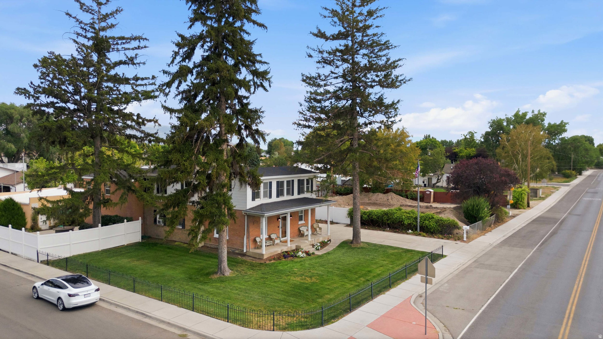 main property photo 46
