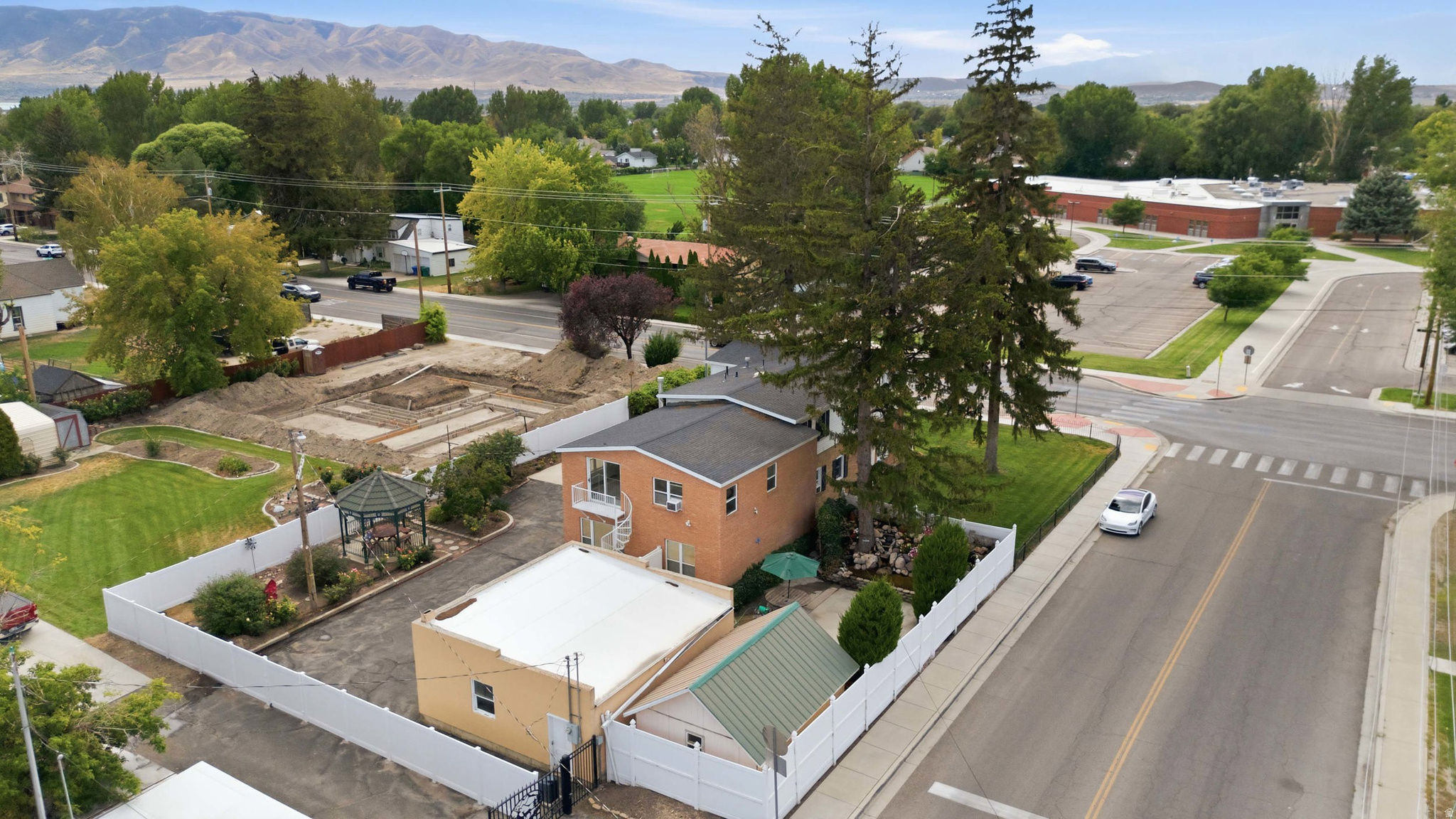 main property photo 54