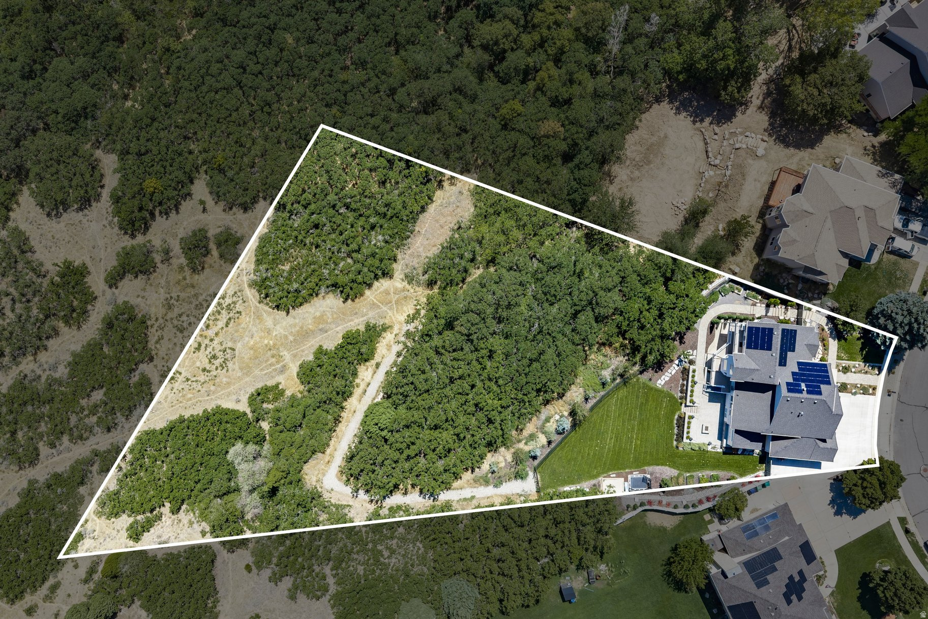 main property photo 60