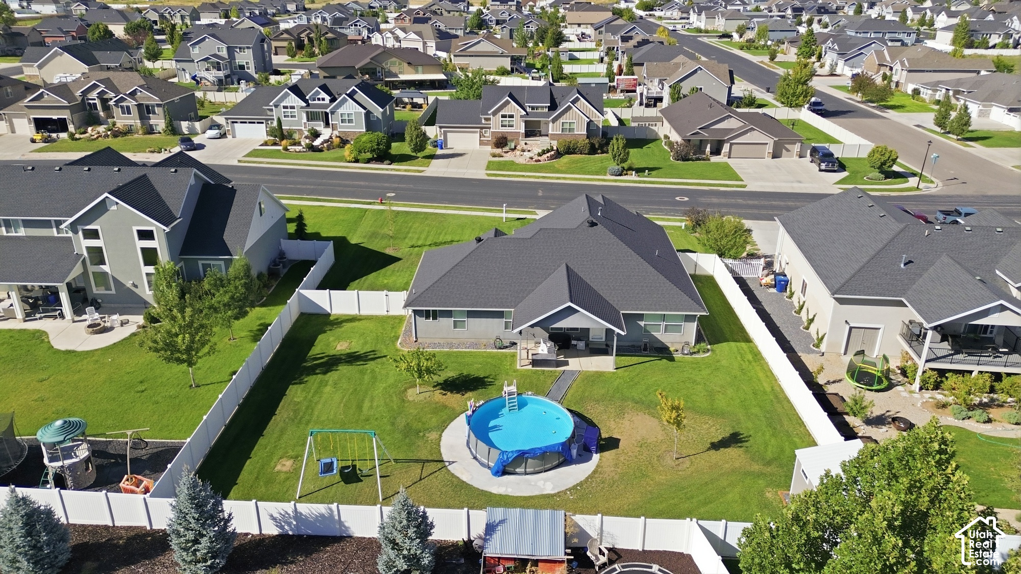 main property photo 43