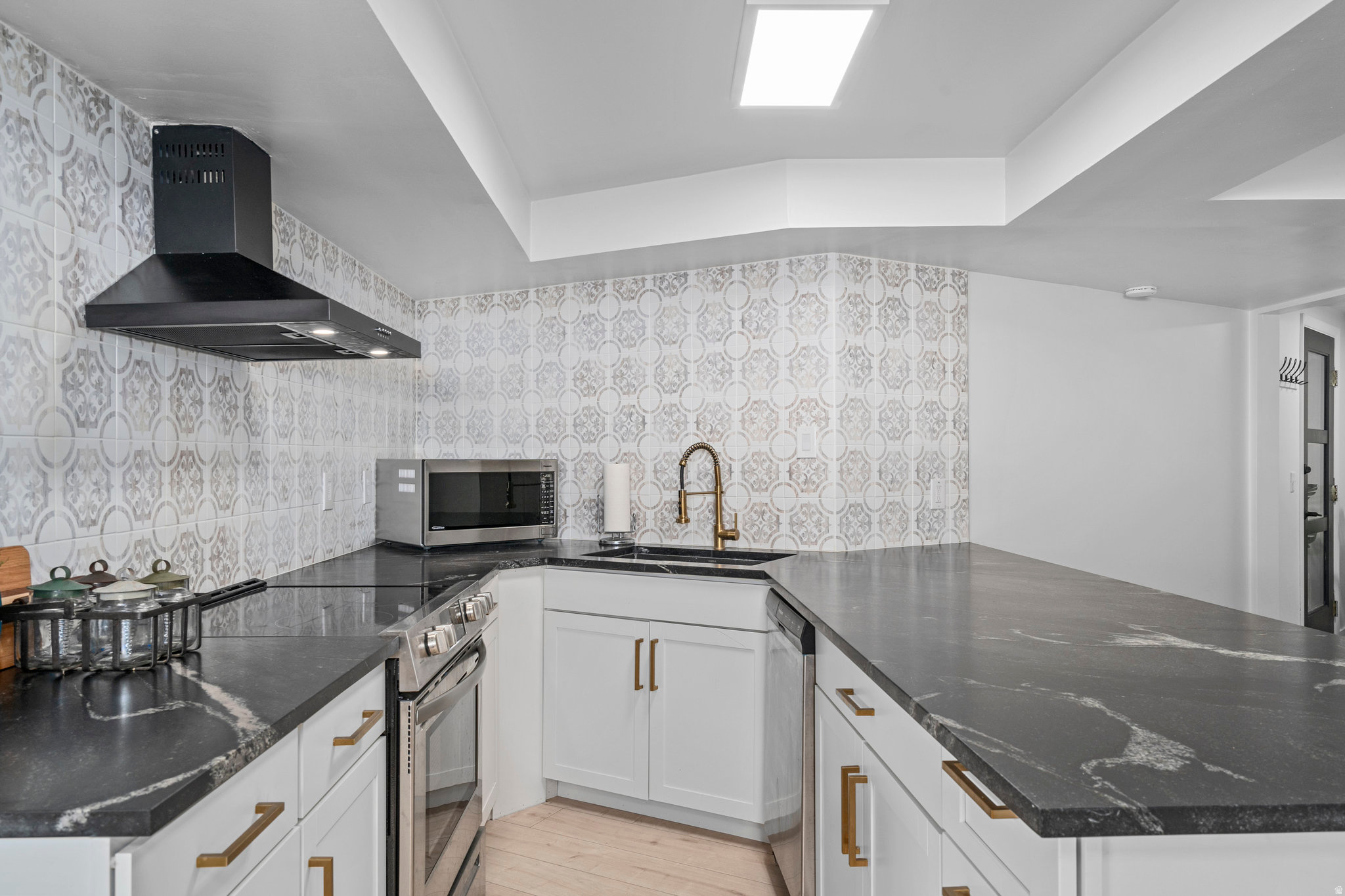 main property photo 67