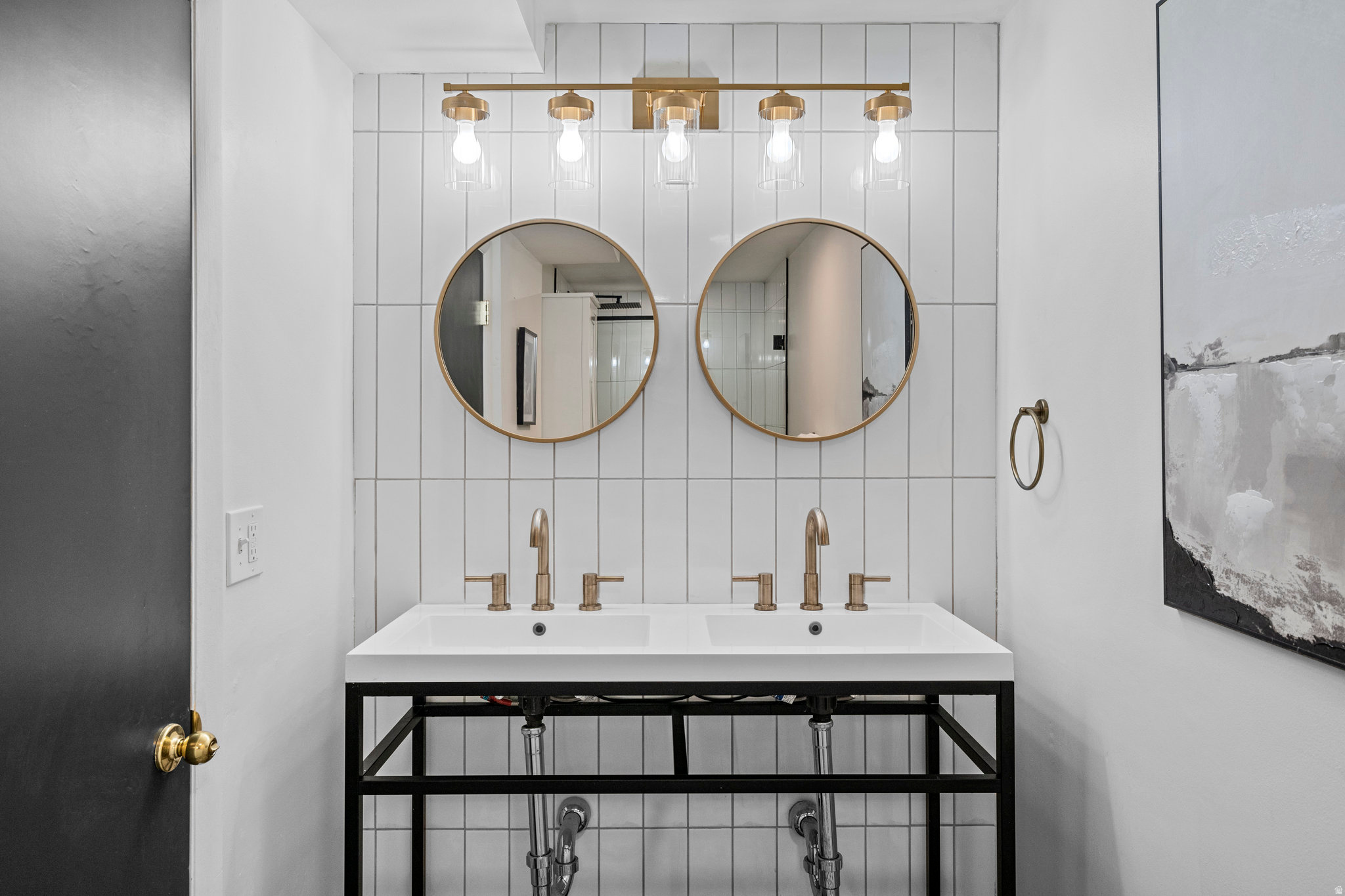 main property photo 75
