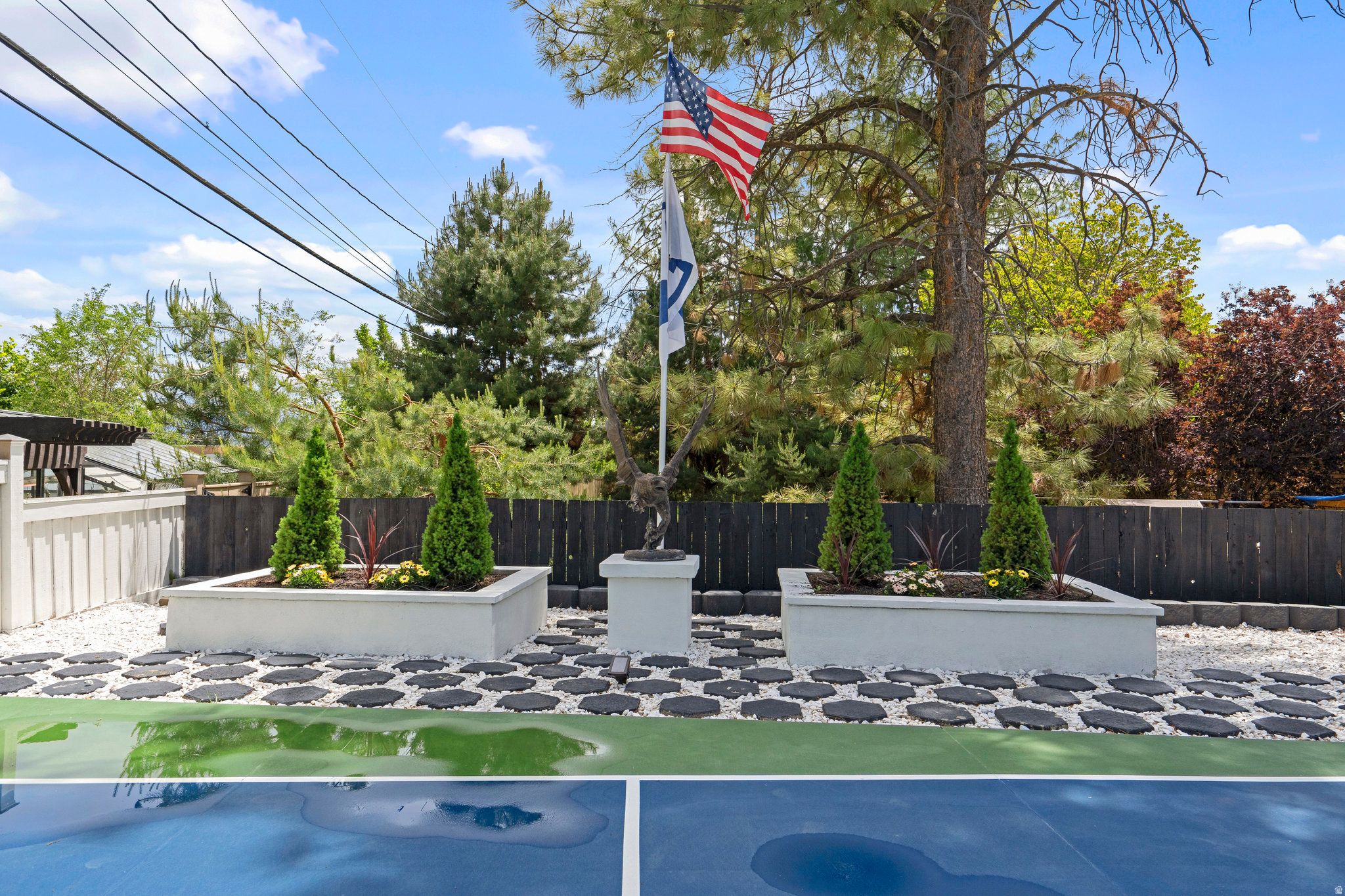main property photo 83