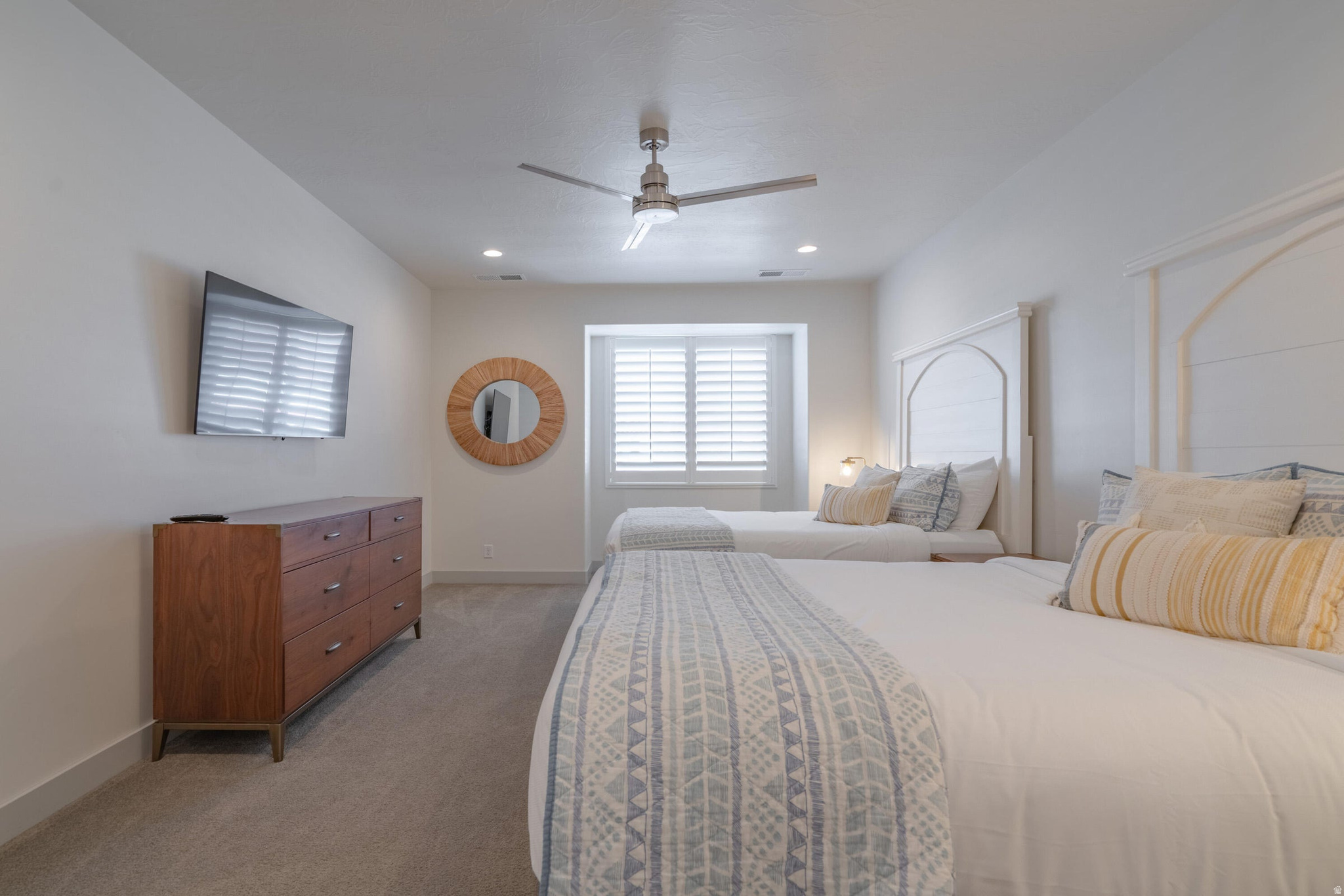 main property photo 81