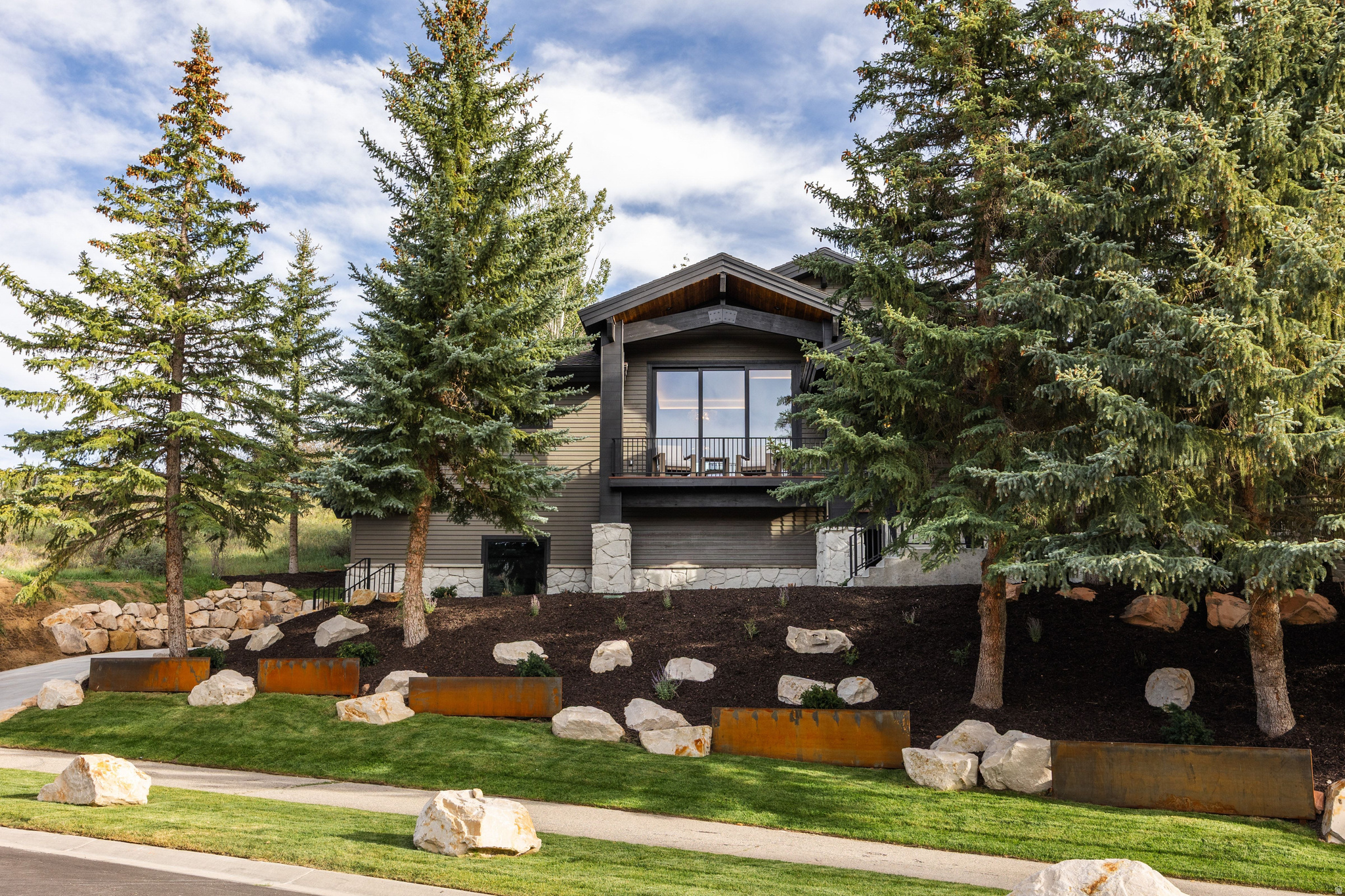 main property photo 66