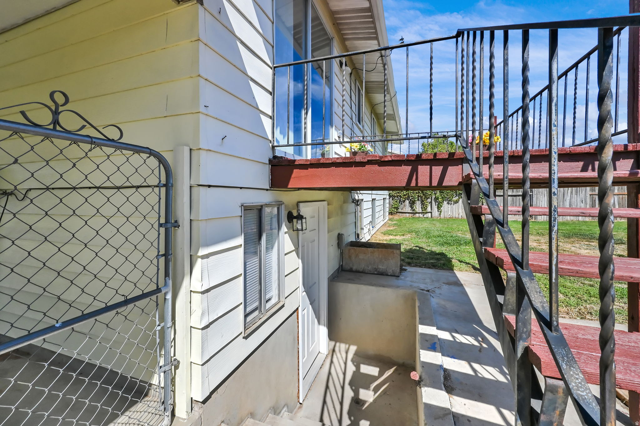 main property photo 21