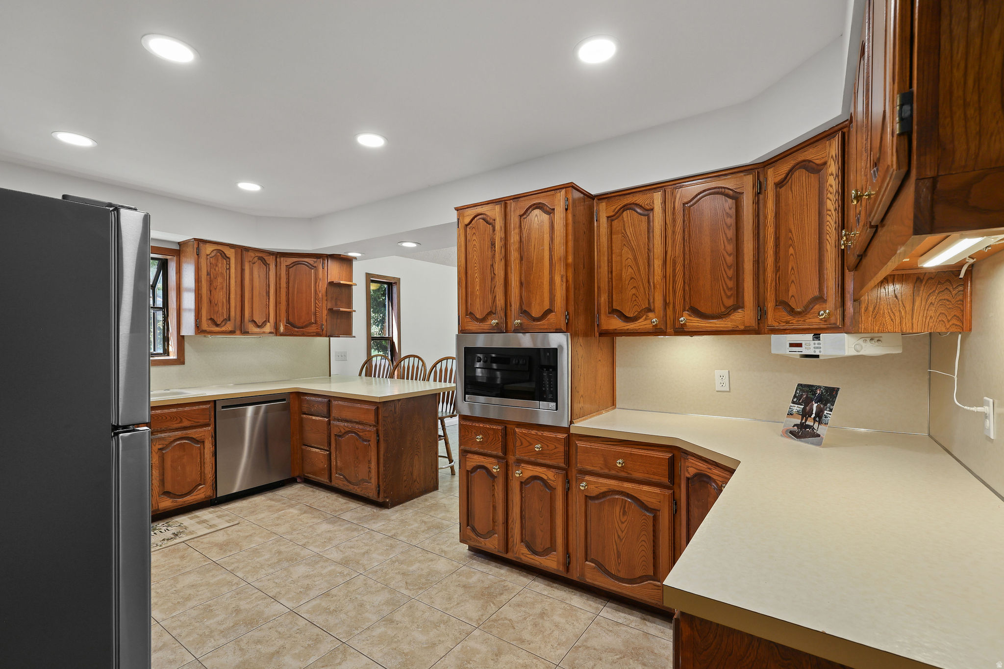 main property photo 7