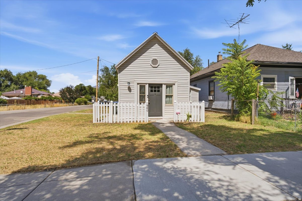 main property photo 1