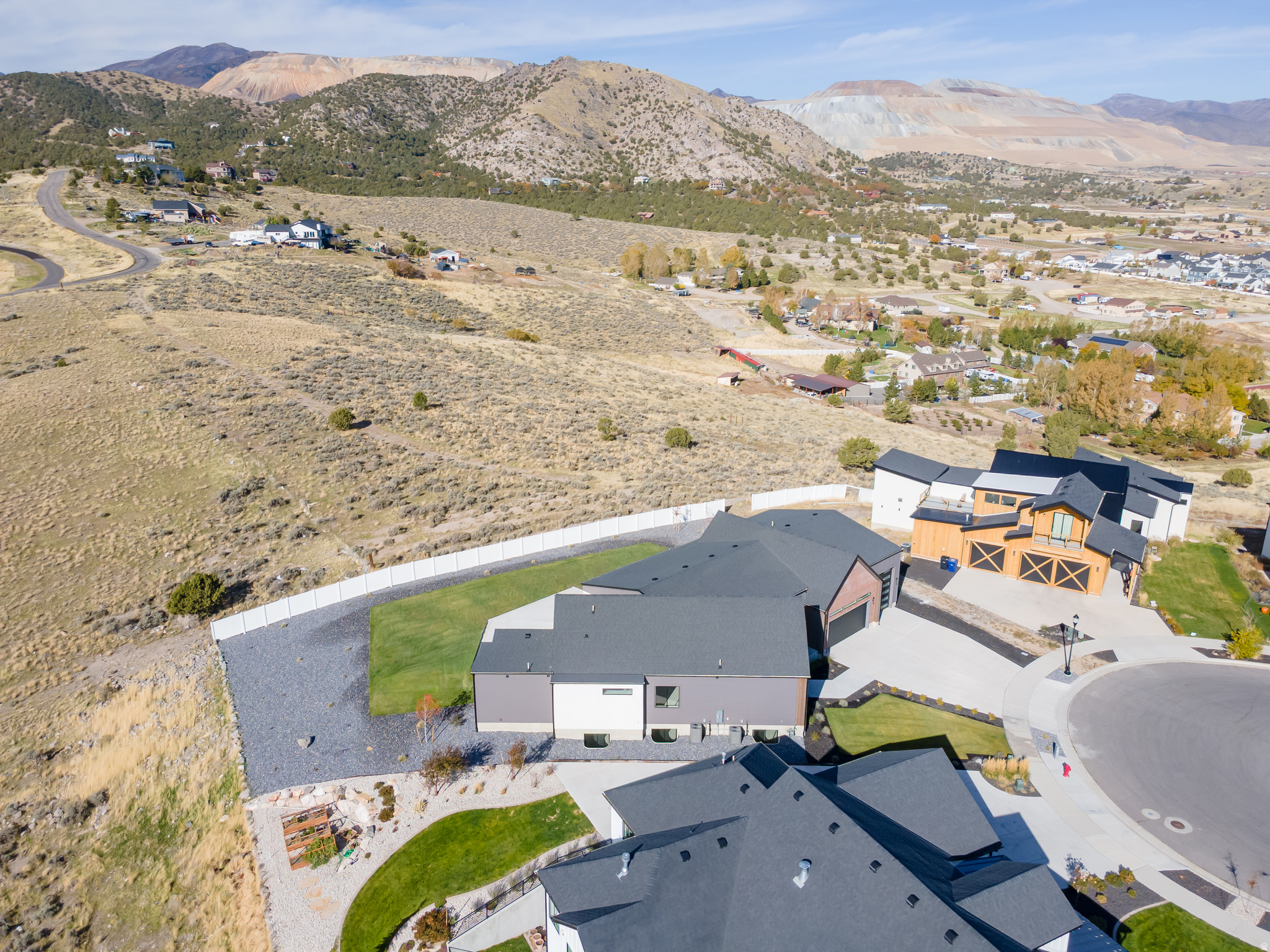 main property photo 44