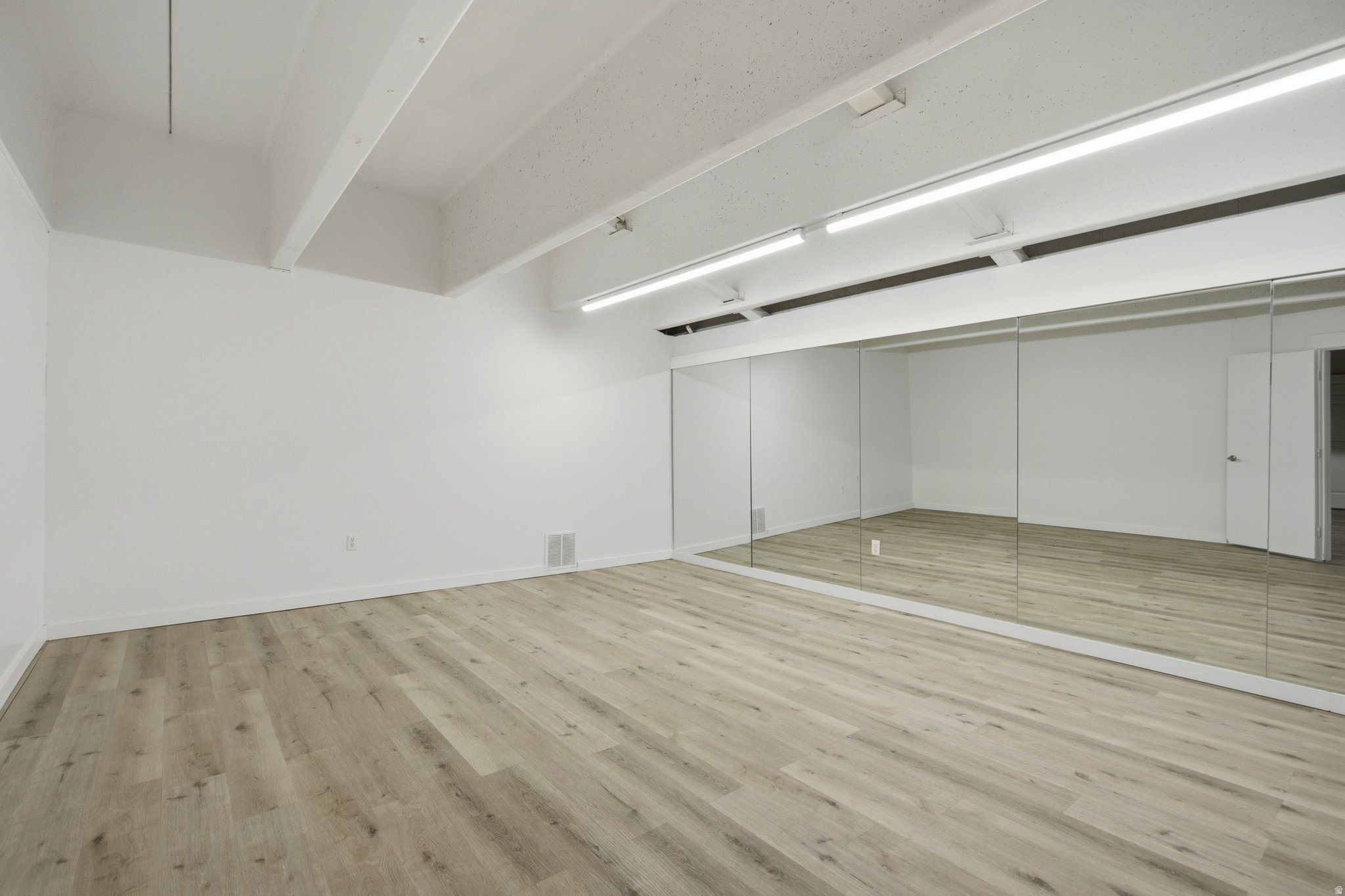 main property photo 66