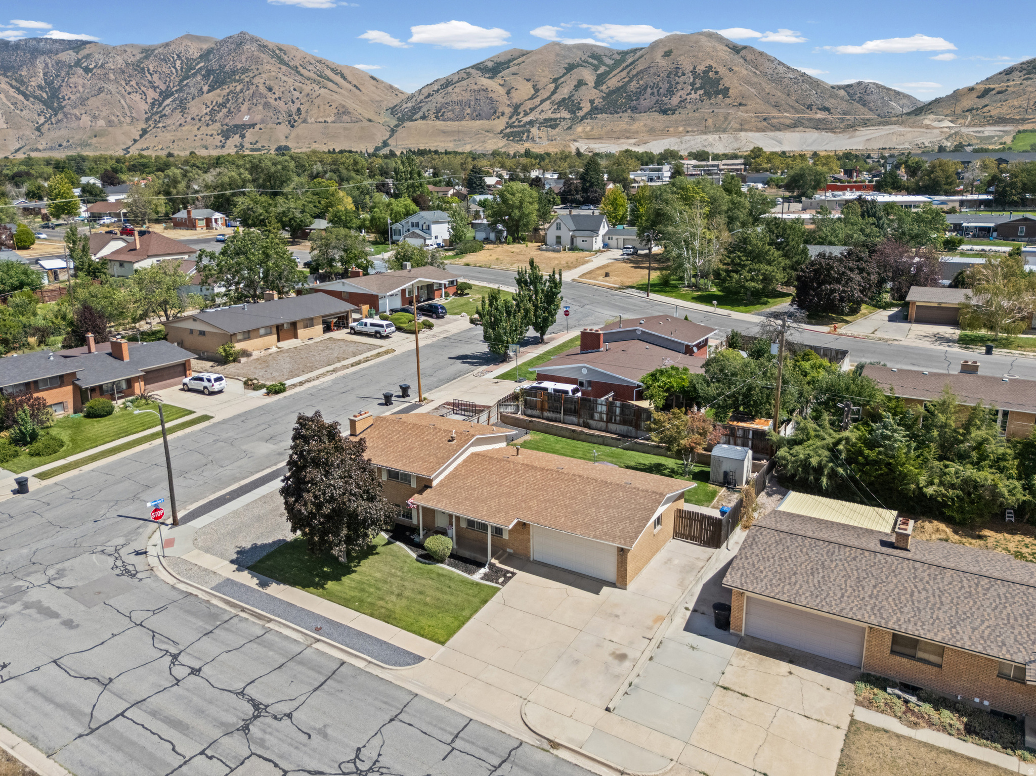 main property photo 5