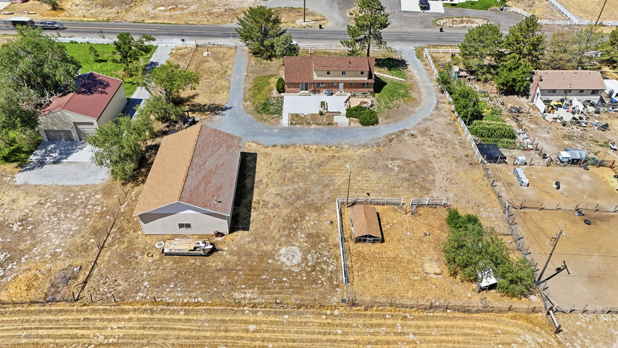 main property photo 43