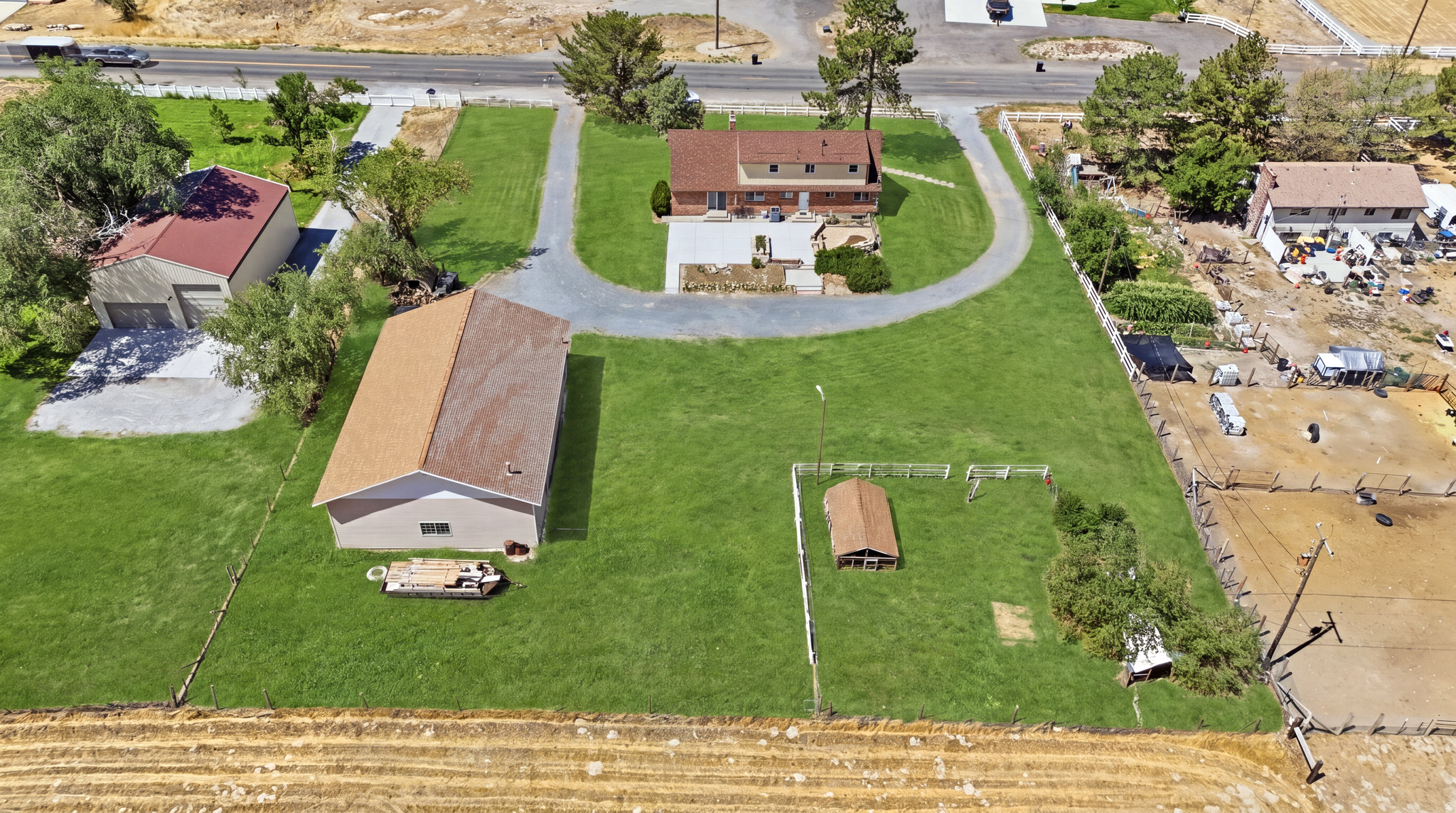 main property photo 46