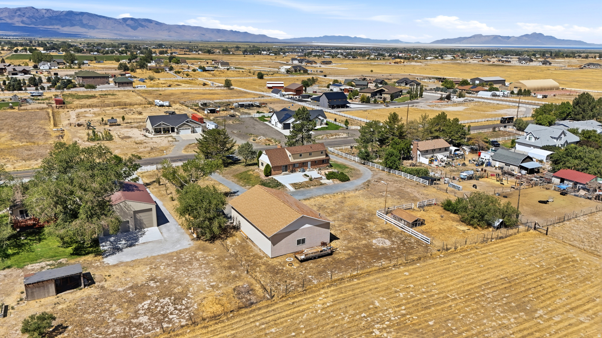main property photo 50