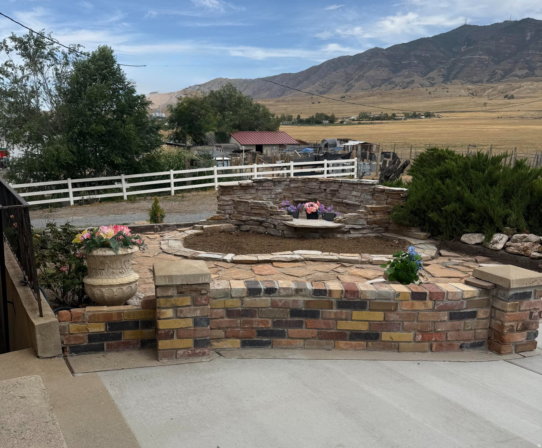 main property photo 58