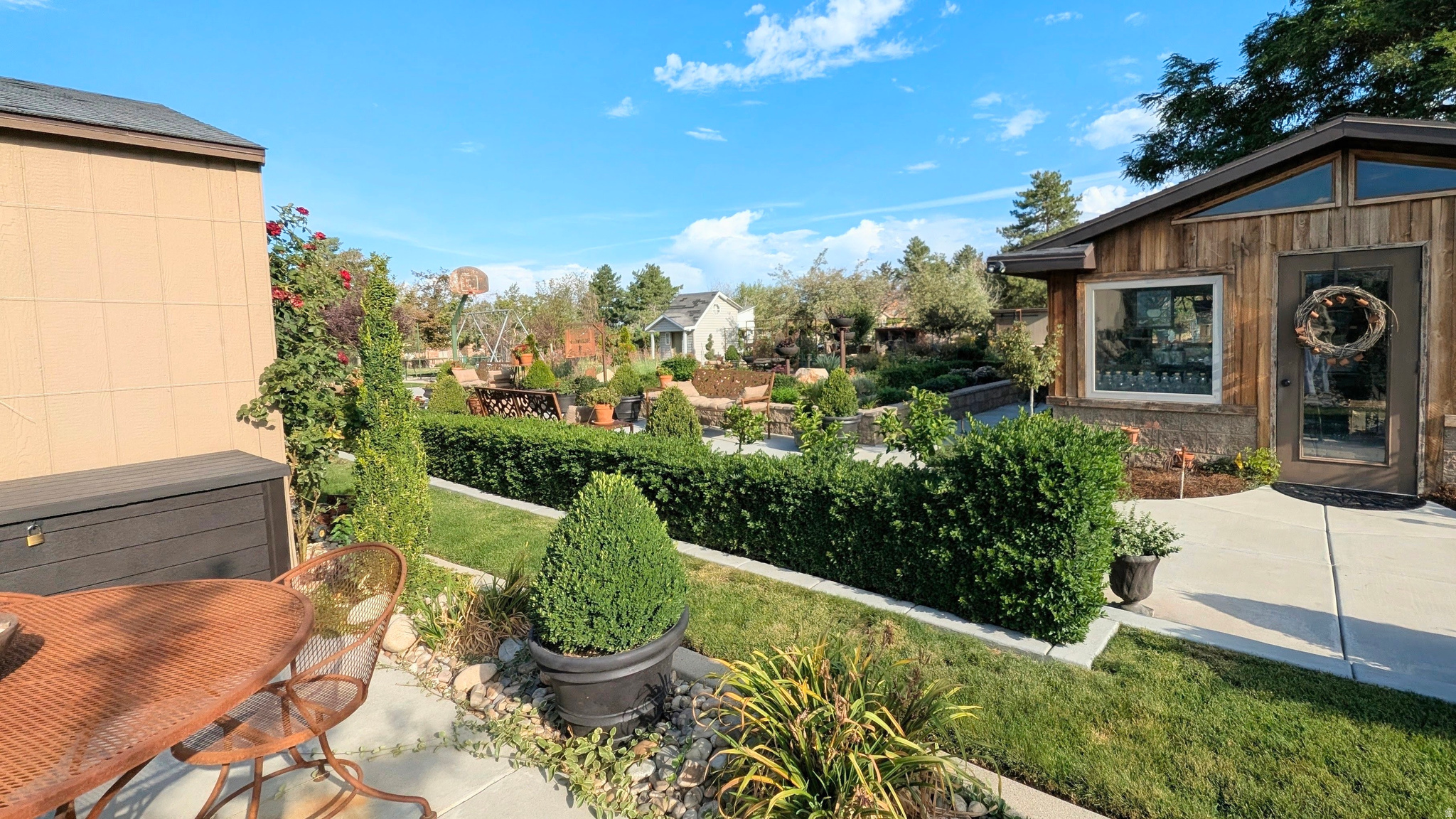 main property photo 27