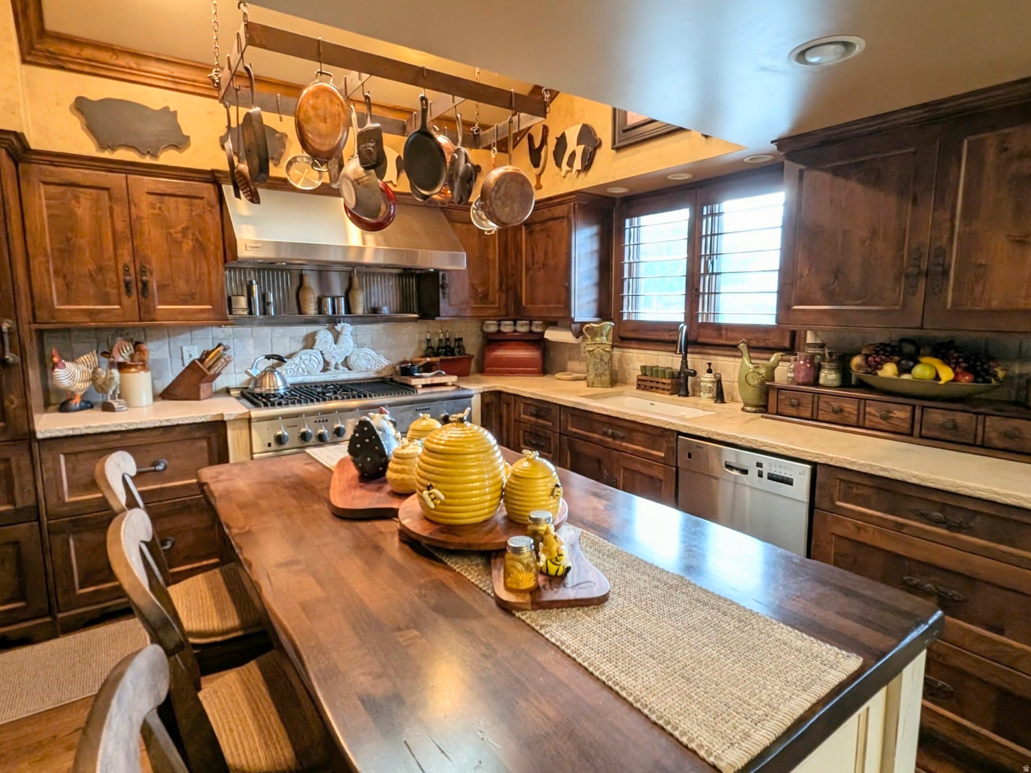 main property photo 57
