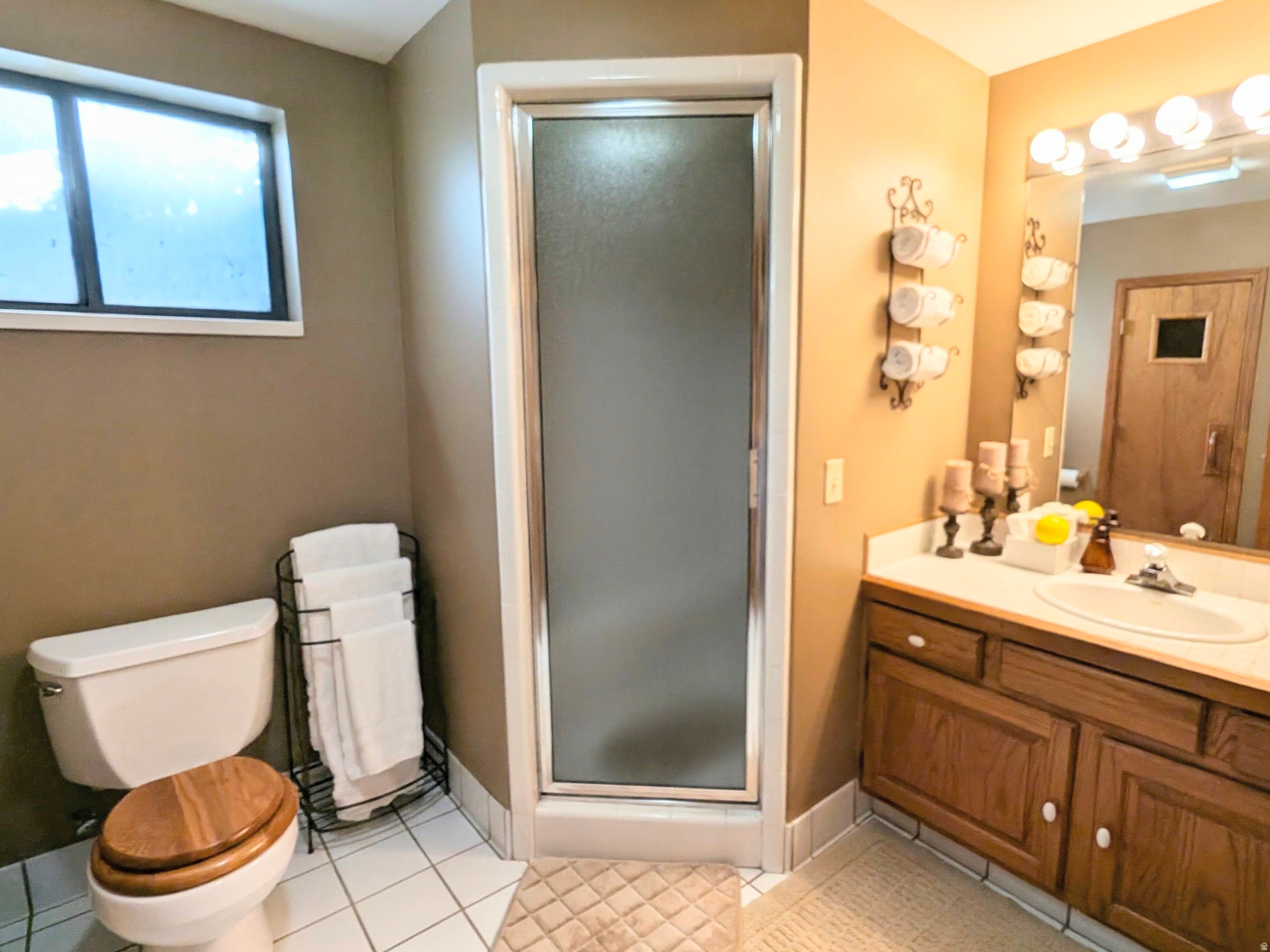 main property photo 77
