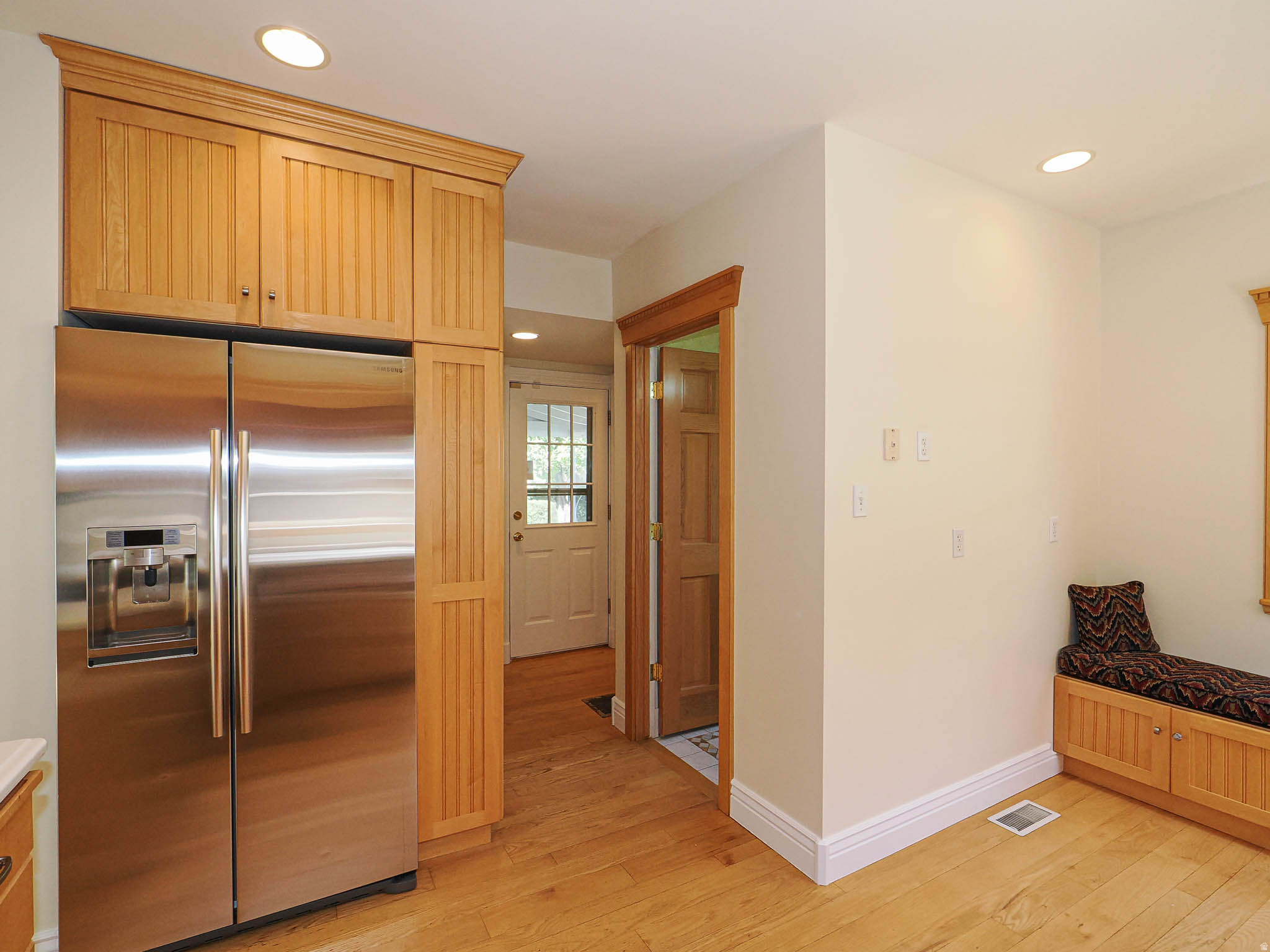 main property photo 23