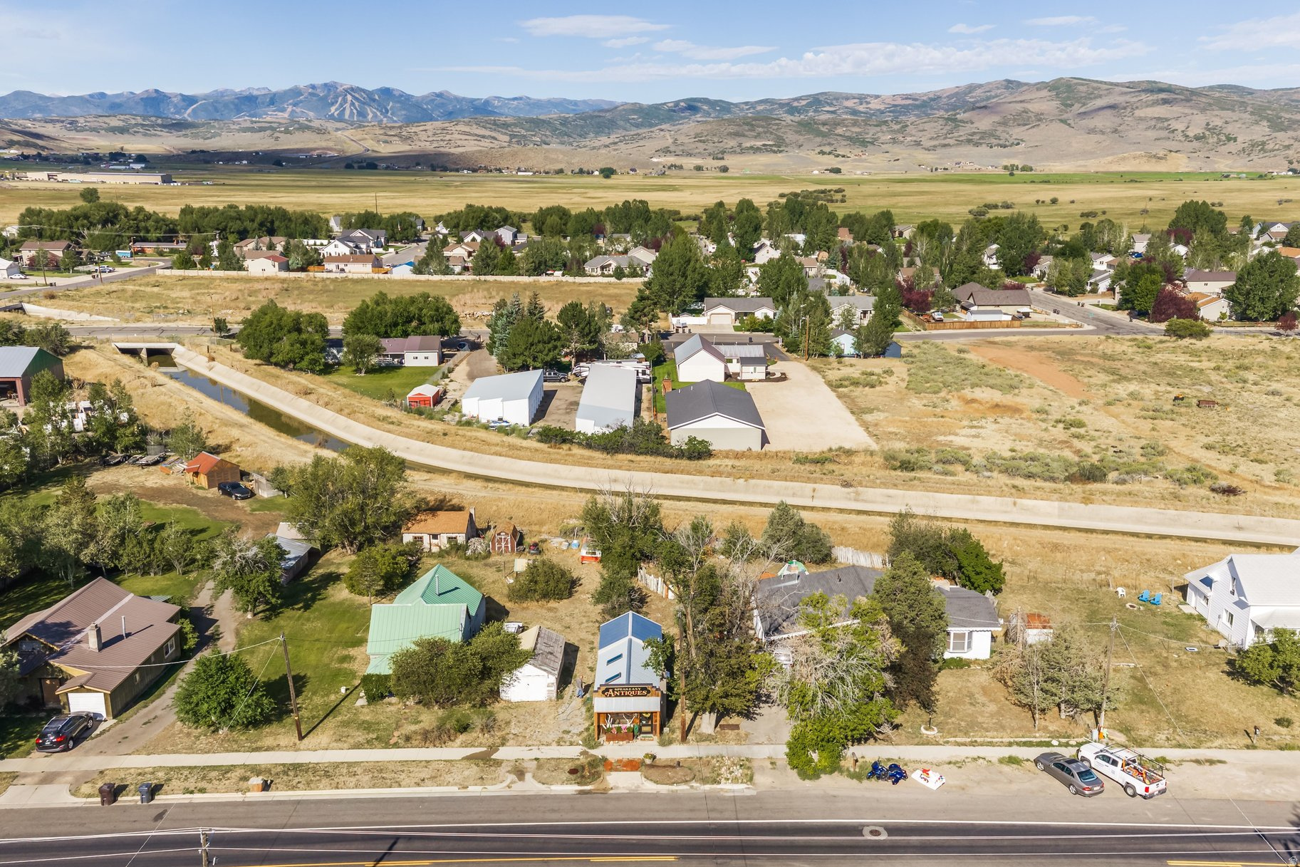 main property photo 19