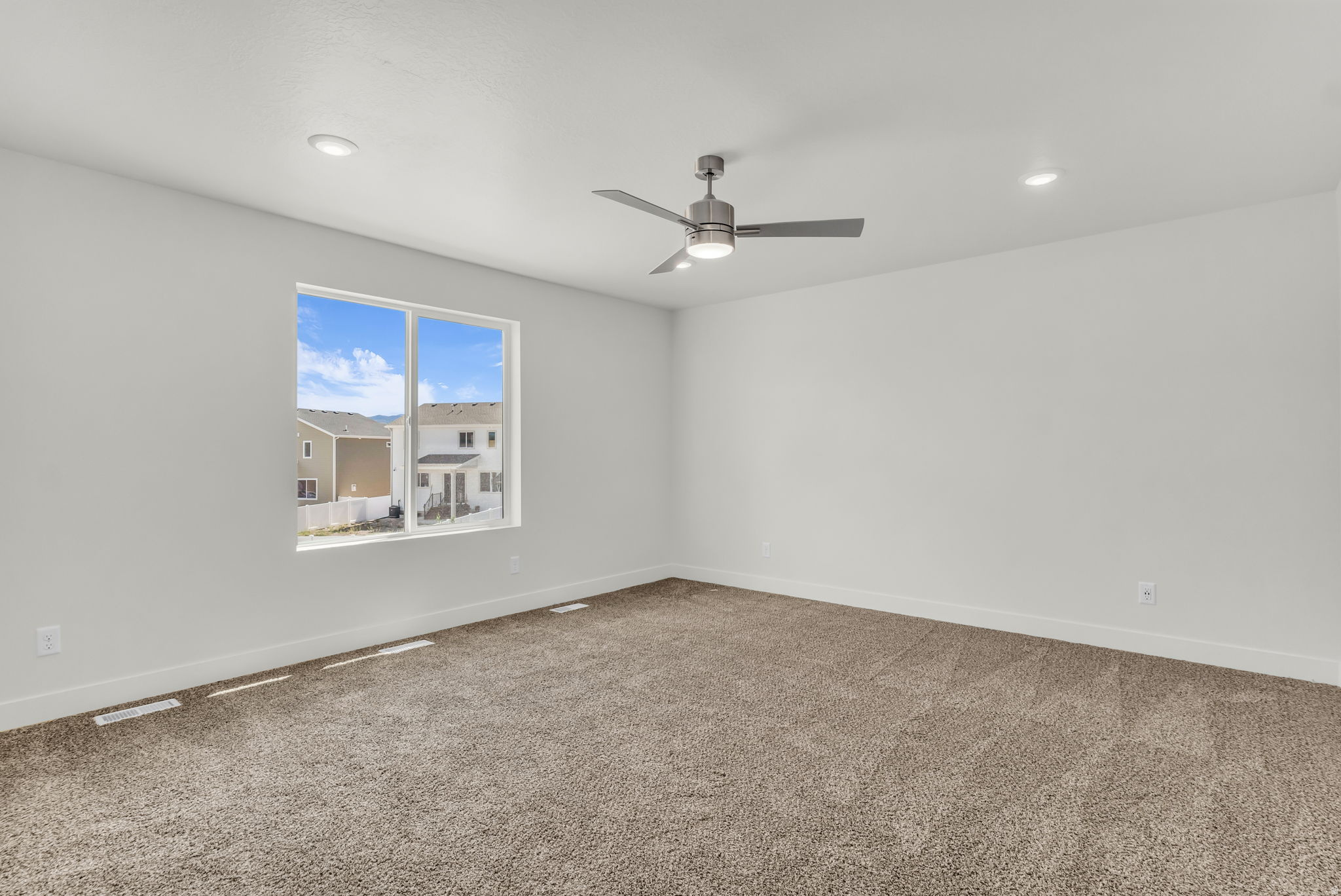 main property photo 63