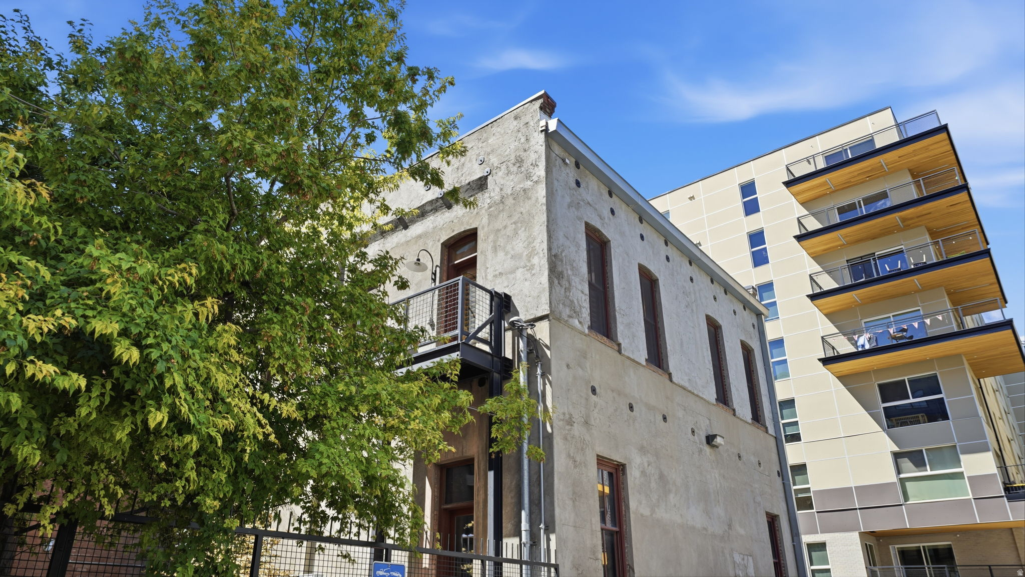 main property photo 15