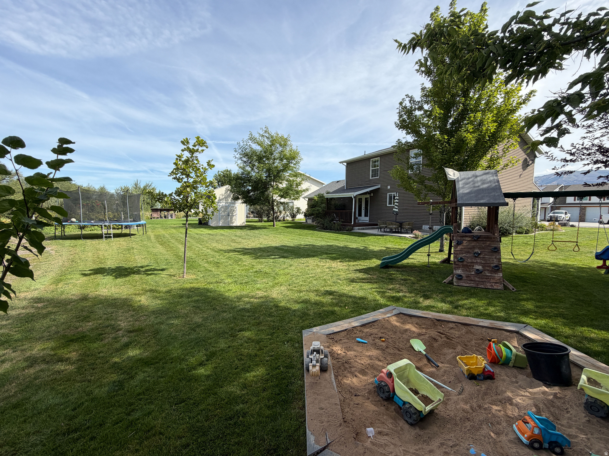 main property photo 41