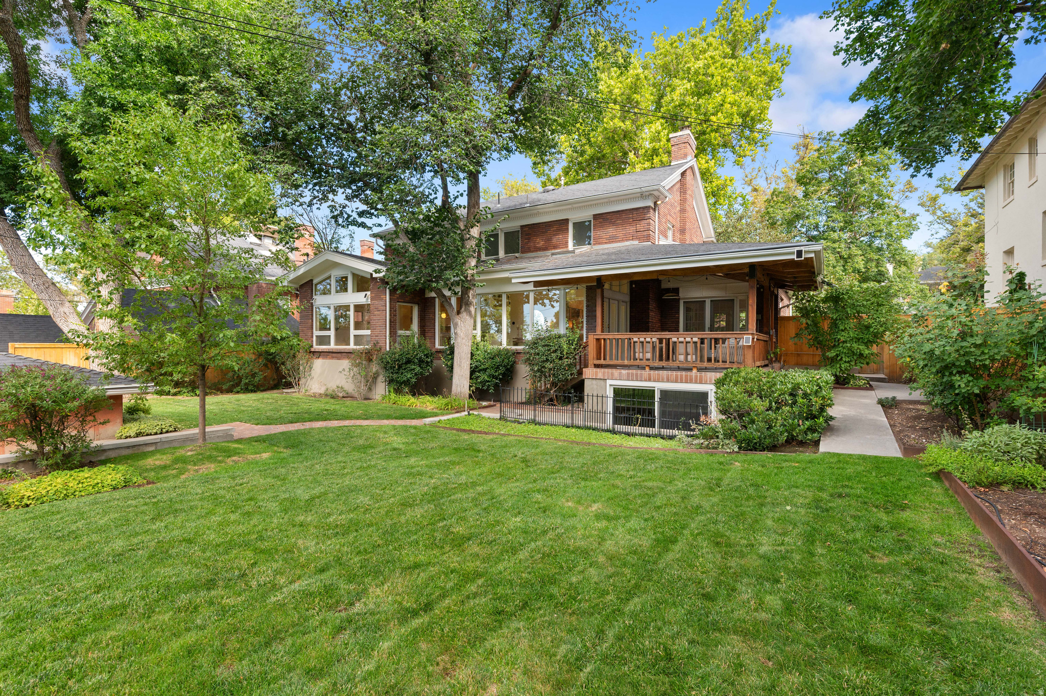 main property photo 44