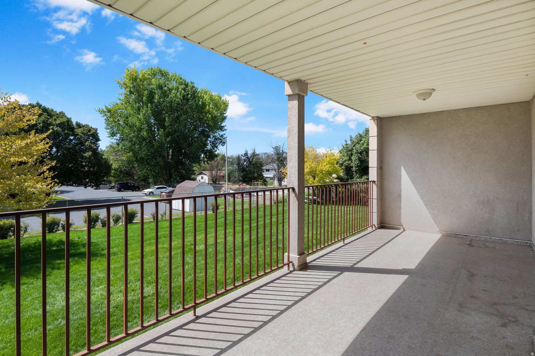 main property photo 15